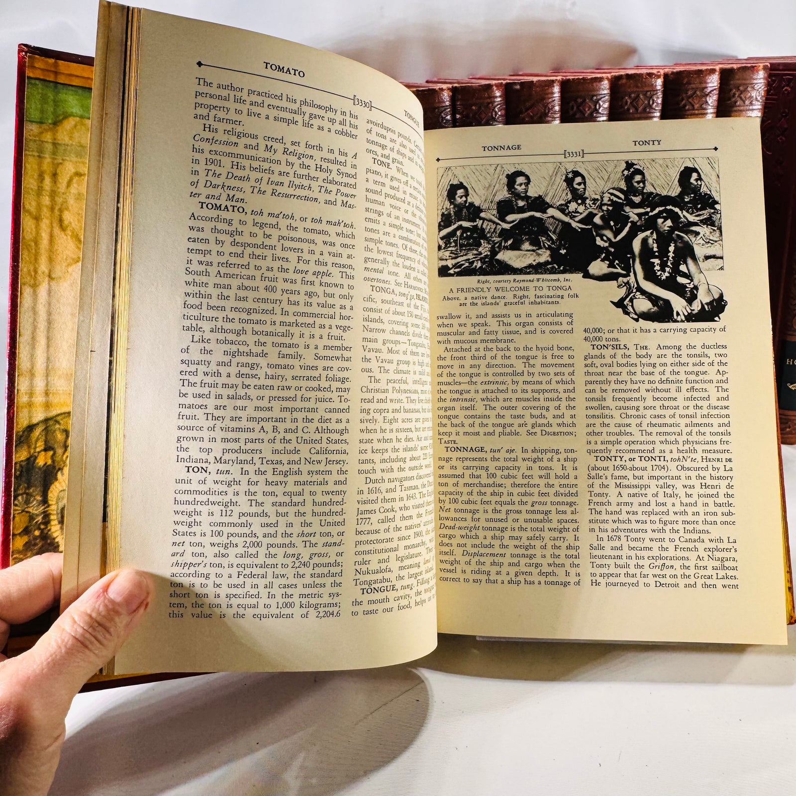 The Wonderland of Knowledge Pictorial Encyclopedia Set 1956 14 Volumes Wonderland of Knowledge Corp.