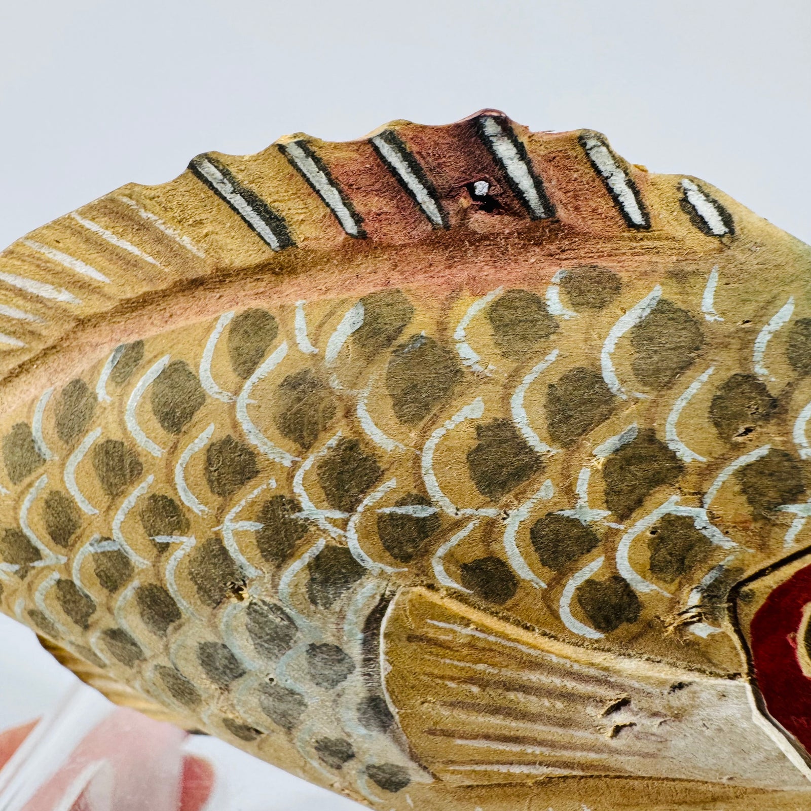 Vintage Hand-Carved Wooden Fish Sculpture – Folk Art, 1980s