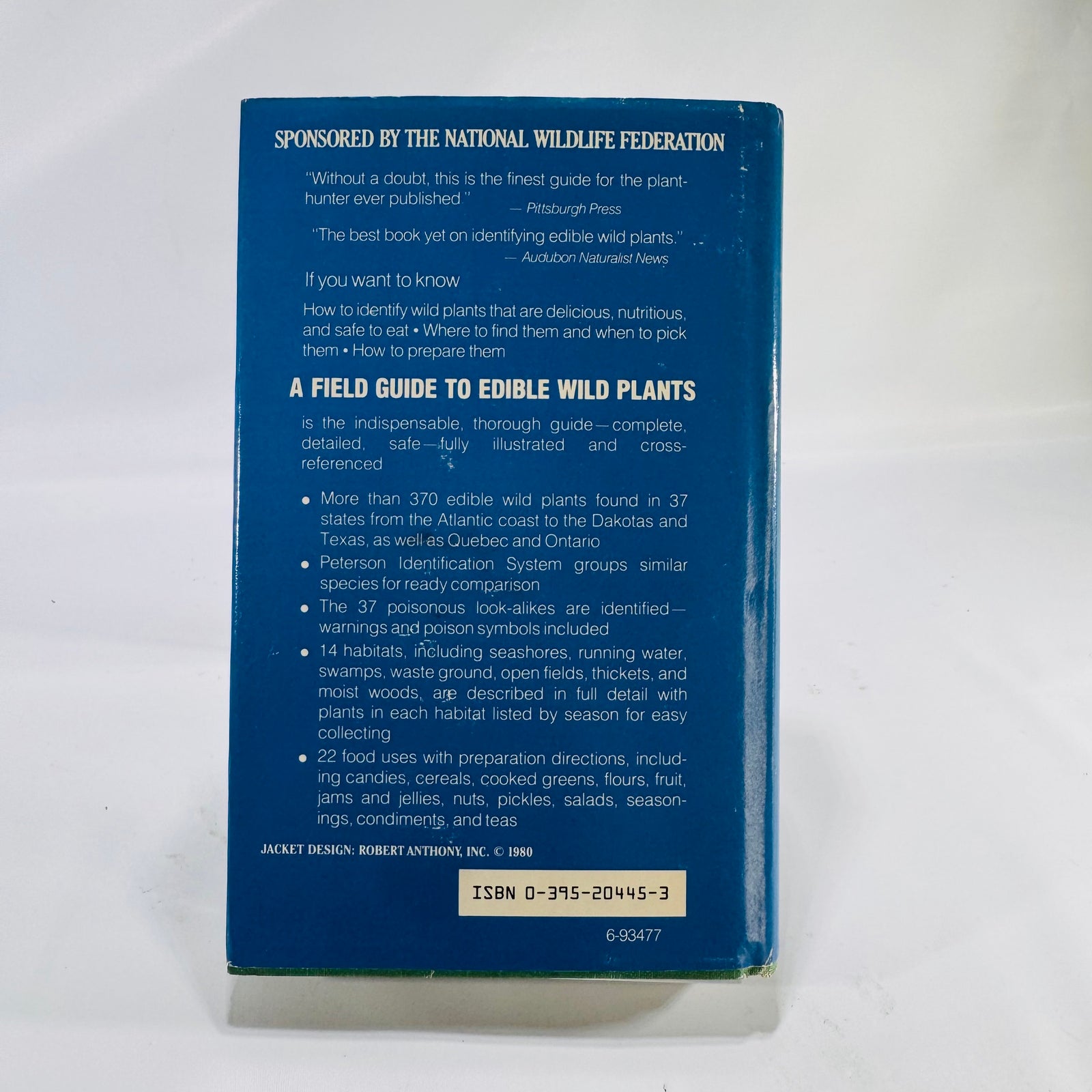 A Field Guide to Edible Wild Plants of Eastern and Central North America by Lee Allen Peterson (Peterson Field Guides)