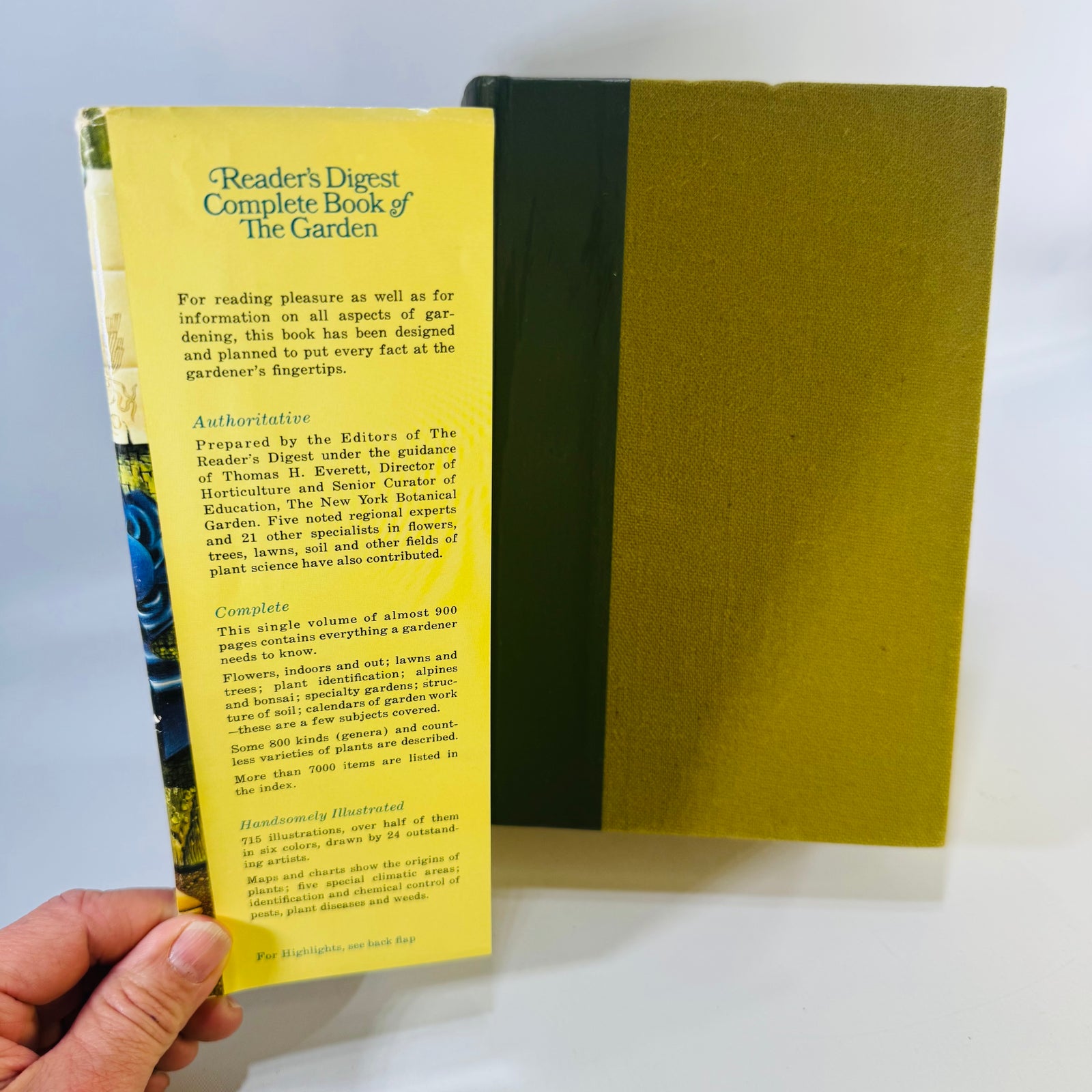 Reader's Digest Complete Book of The Garden, 1966, 886 Pages, Illustrated Gardening Reference