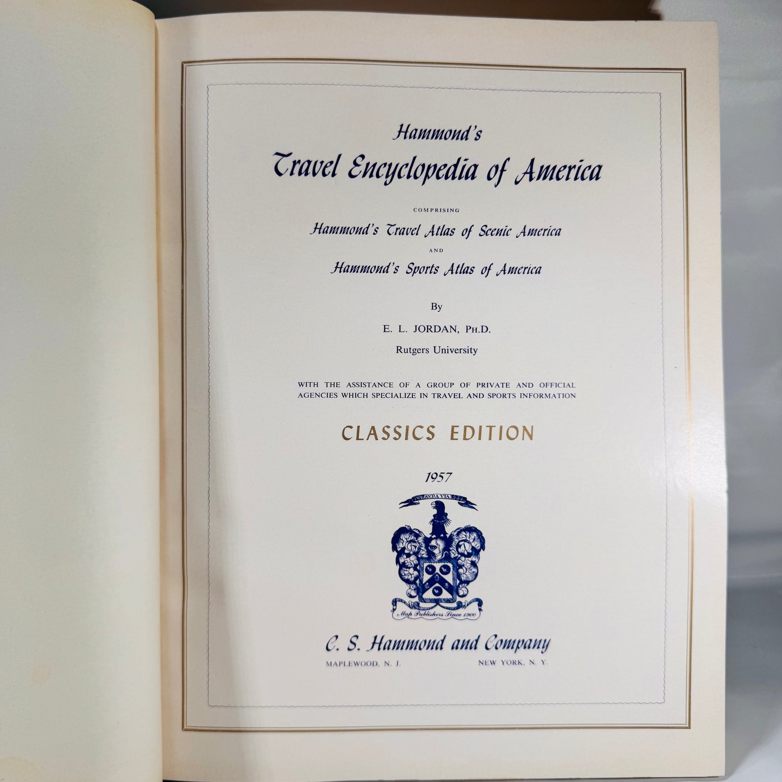 Hammond’s Travel Encyclopedia of America – Classics Edition (1957) Large Vintage Atlas