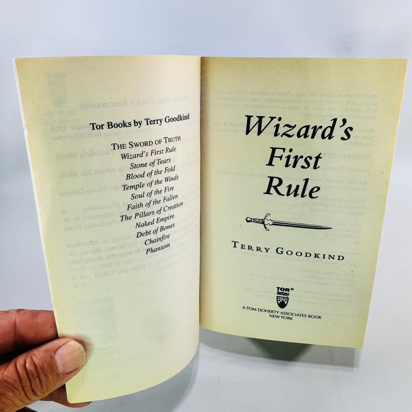 Wizard's First Rule by Terry Goodkind 1995 Tor Fantasy Paperback Sword of Truth Book 1