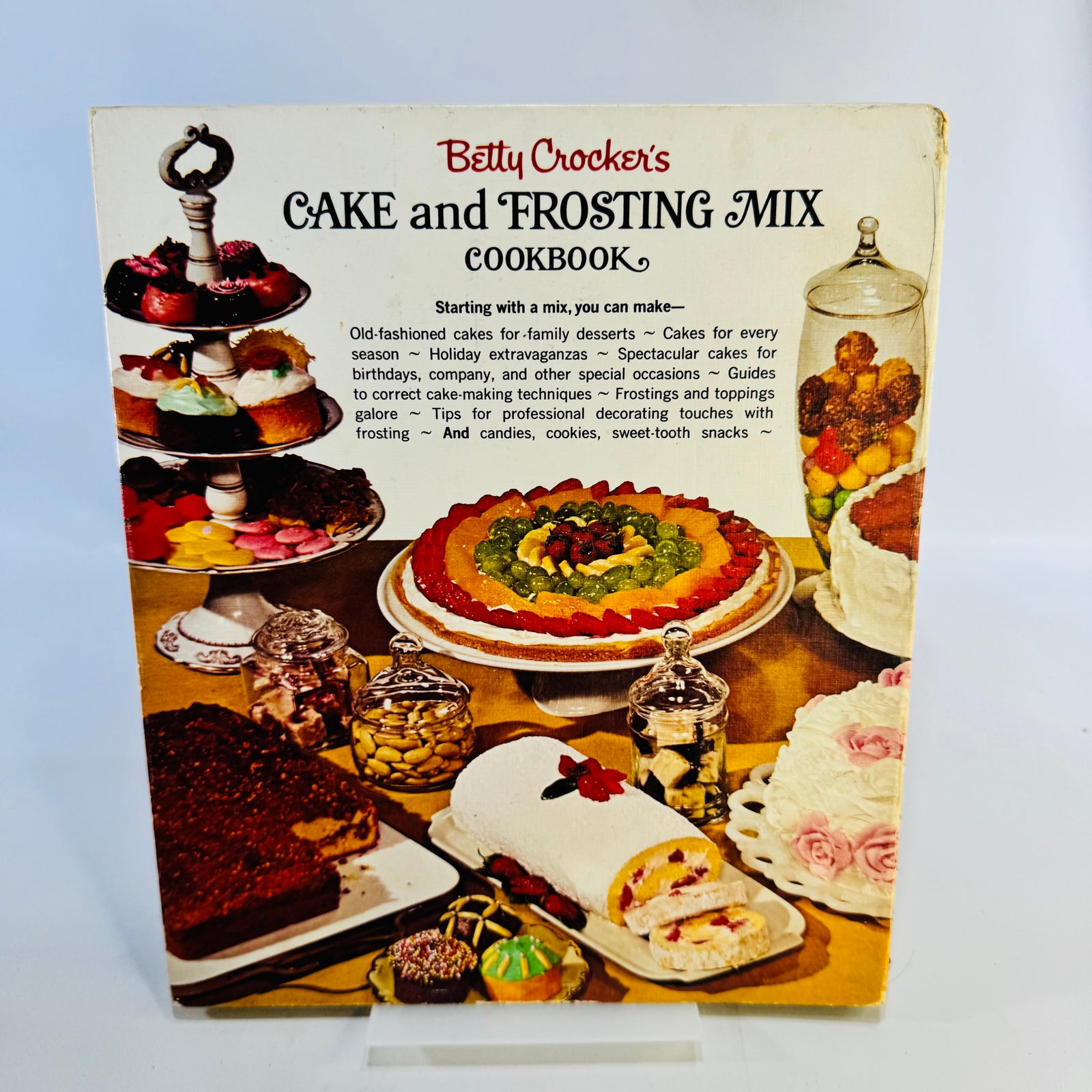 Betty Crocker's Cake and Frosting Mix Cookbook 1966 First Edition First Printing Golden Press Vintage Hardcover