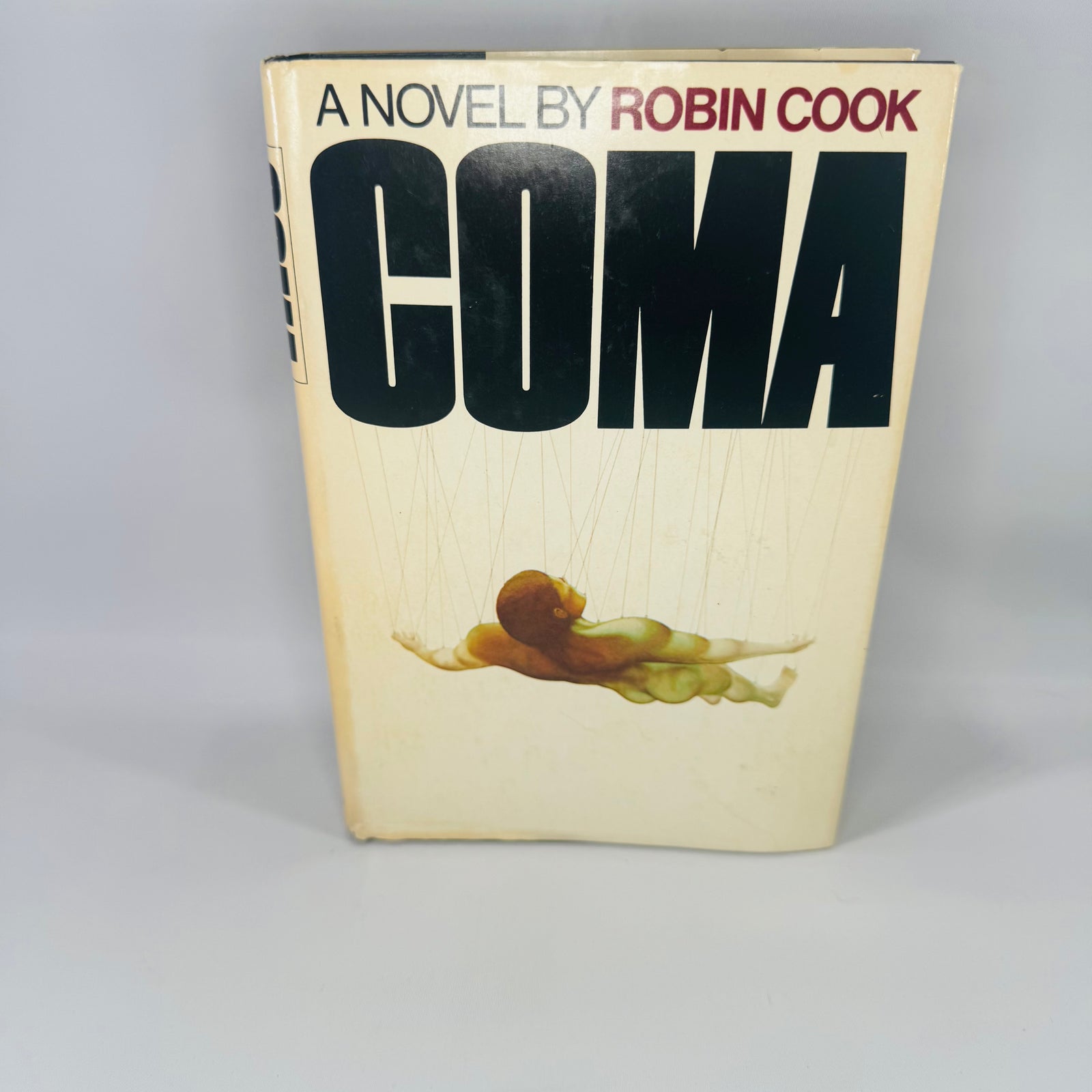 Coma by Robin Cook (1977) | Book Club Edition | Medical Thriller