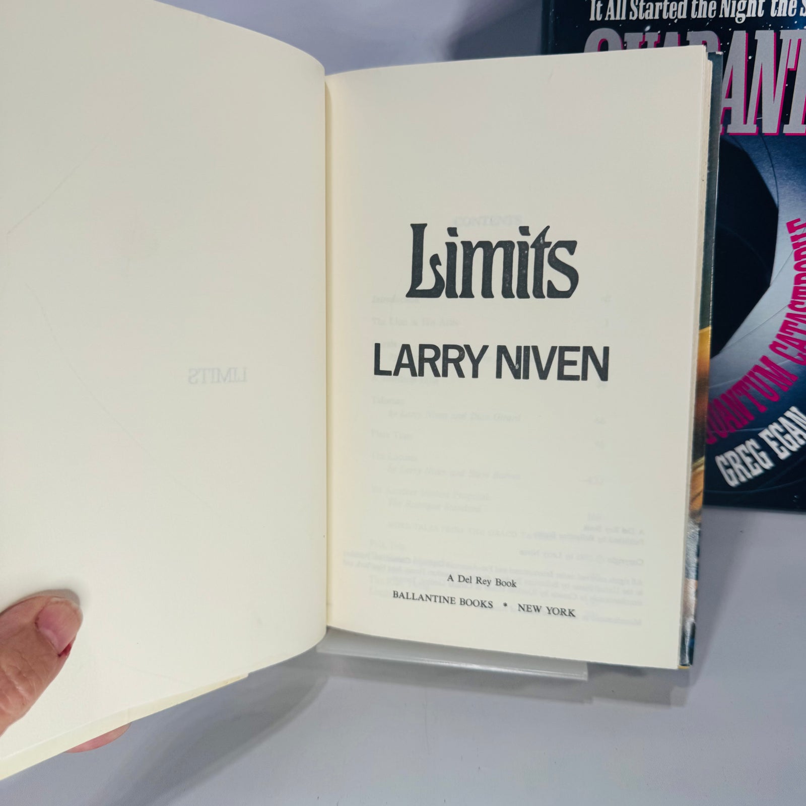 Vintage Science Fiction Hardcover Bundle — Limits (1985) + Quarantine (1995) — Larry Niven & Greg Egan | Dust Jackets, Science Fiction