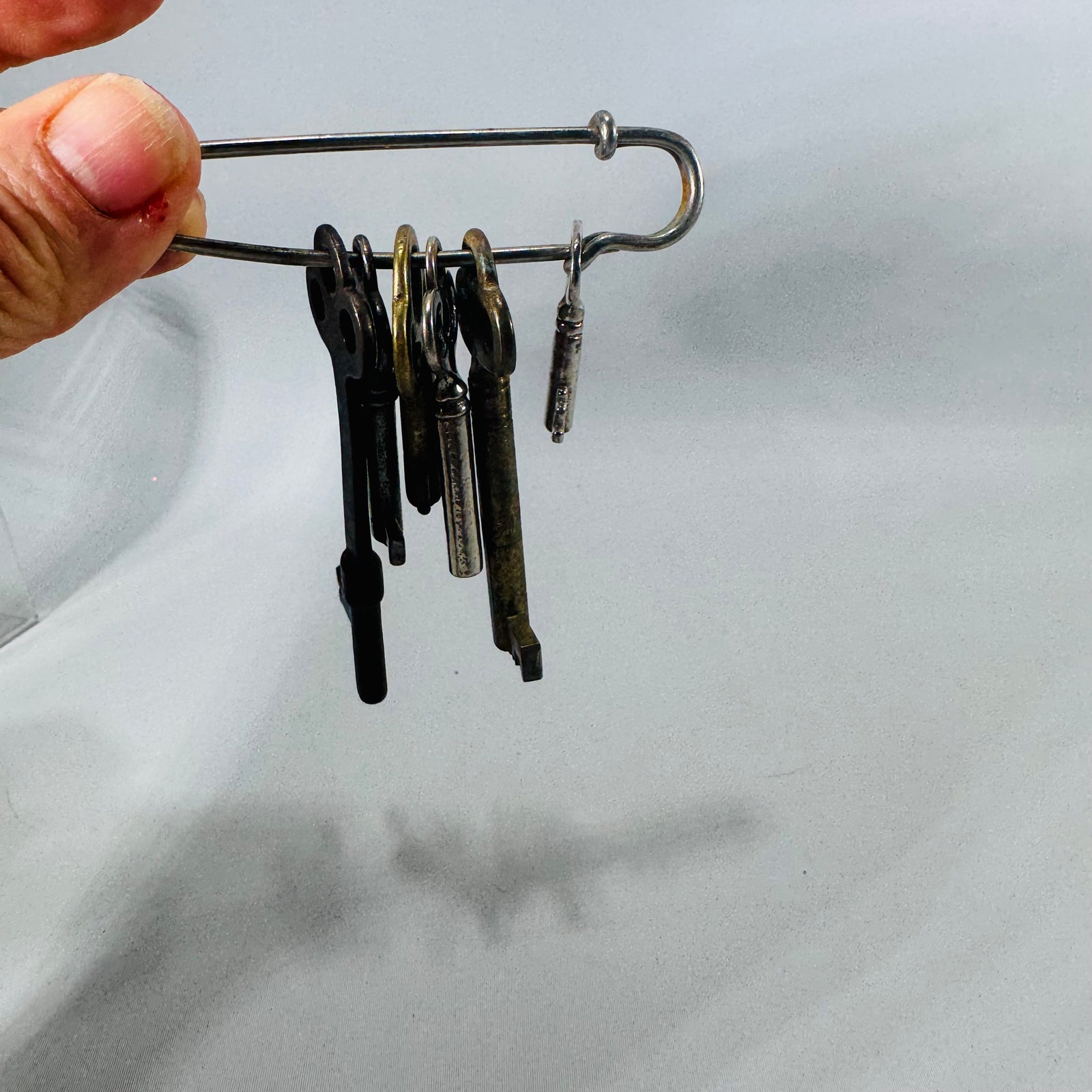 Bundle of 6 Vintage Keys on Oversized Safety Pin (3.25" Max)