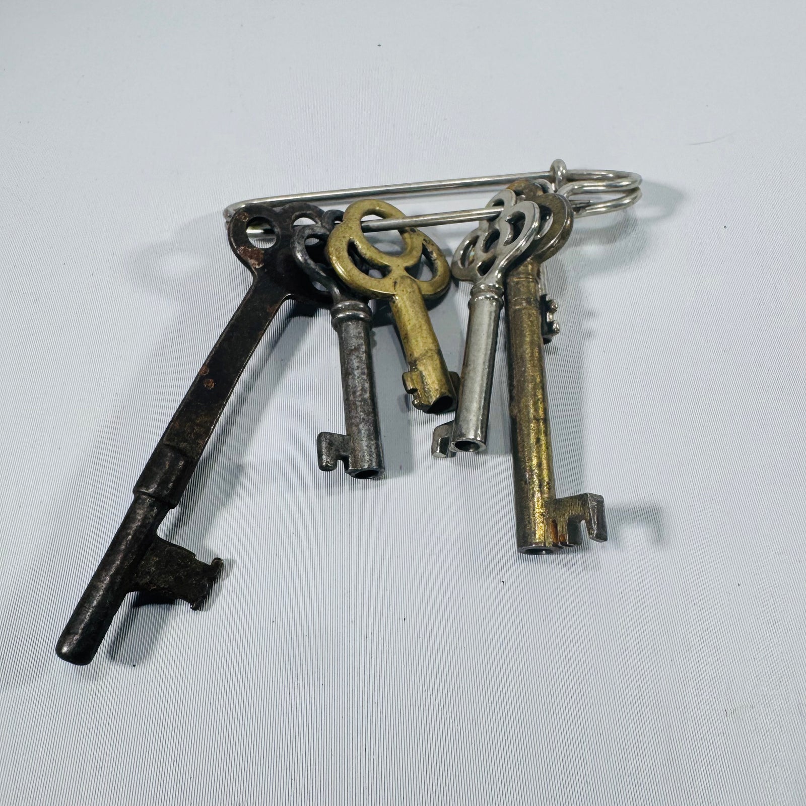 Bundle of 6 Vintage Keys on Oversized Safety Pin (3.25" Max)
