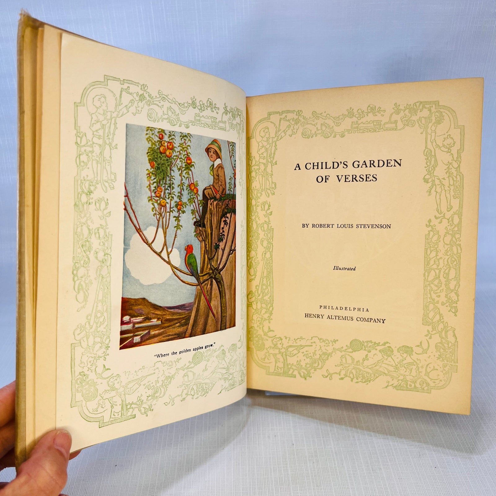 A Child's Garden of Verses by Robert Louis Stevenson Henry Altemus Company