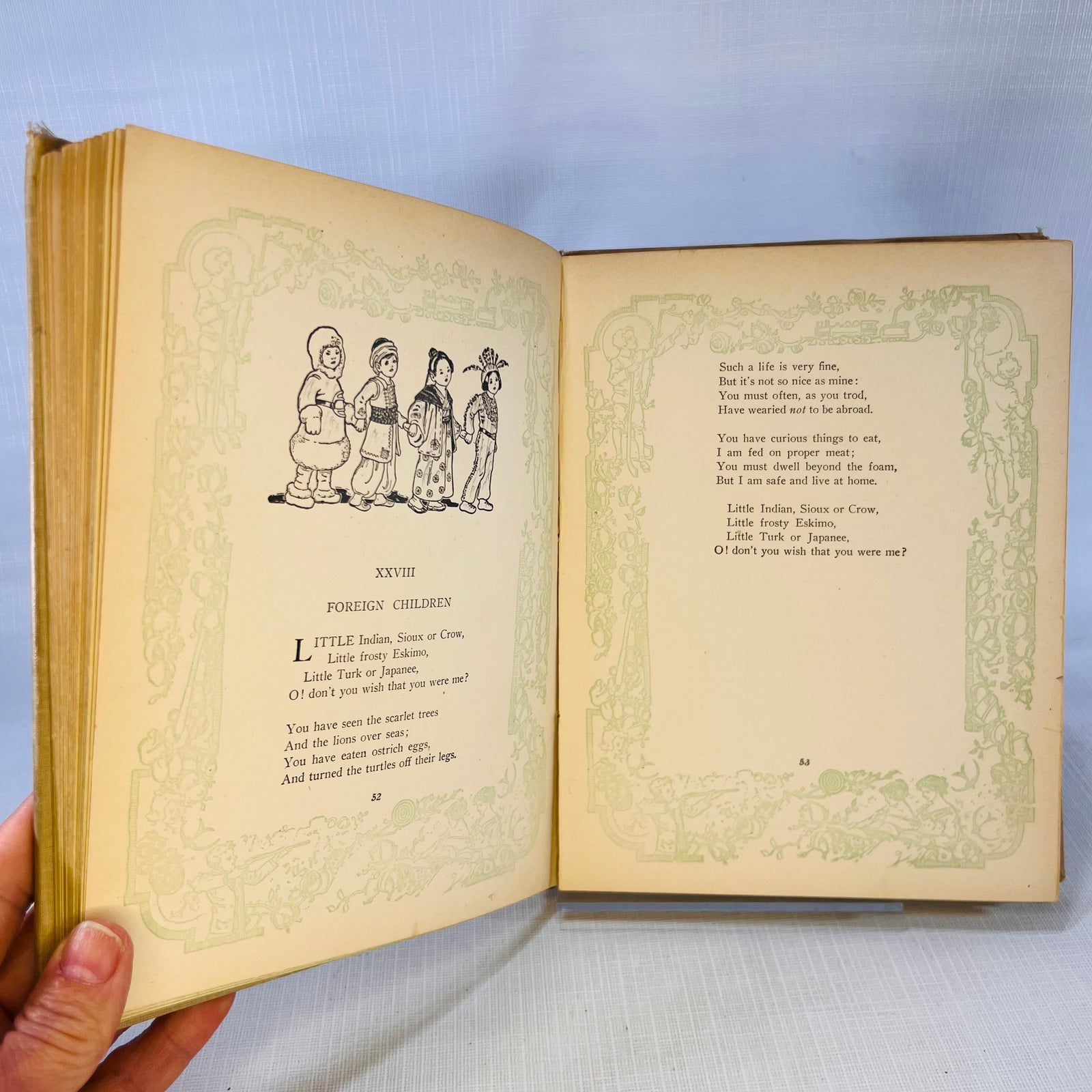 A Child's Garden of Verses by Robert Louis Stevenson Henry Altemus Company