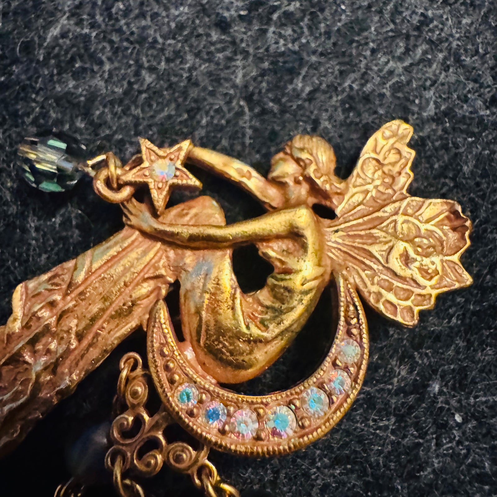 Rare Vintage Kirk’s Folly Moon Fairy Brooch Pin Gold Tone Pink Purple Enamel AB Rhinestones Faceted Beads Star Dangles Signed
