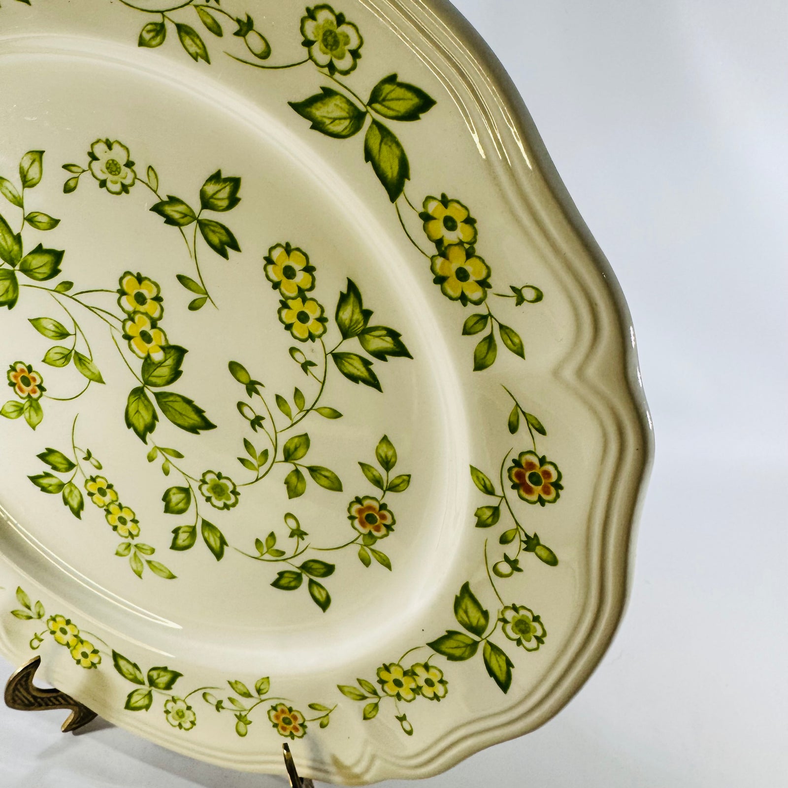 Sears Petit Flora 4009 Chop Plate Round Serving Platter 1970s