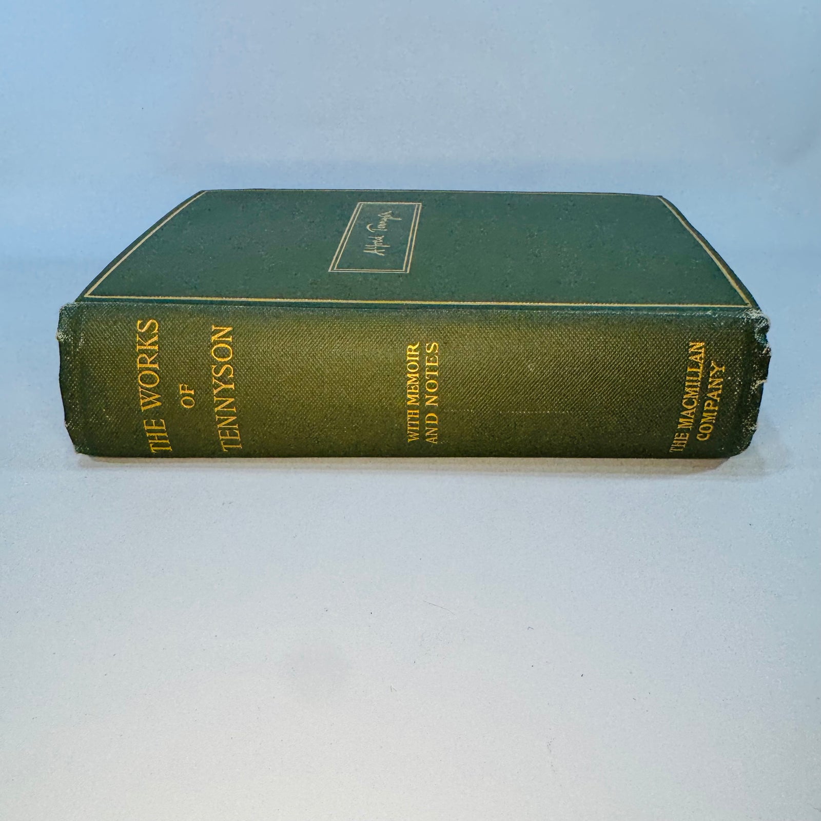 Vintage Poetry Classic — The Works of Tennyson with Memoir and Notes (1916) — Alfred, Lord Tennyson | Macmillan Green Cloth, Victorian Poetry