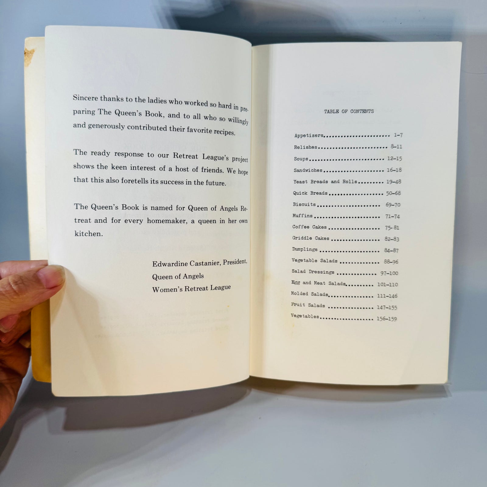 Community Cookbook Michigan Americana — The Queen’s Book 1968 — Queen of Angels Women’s Retreat League | Saginaw Church Cookbook, Regional Cooking