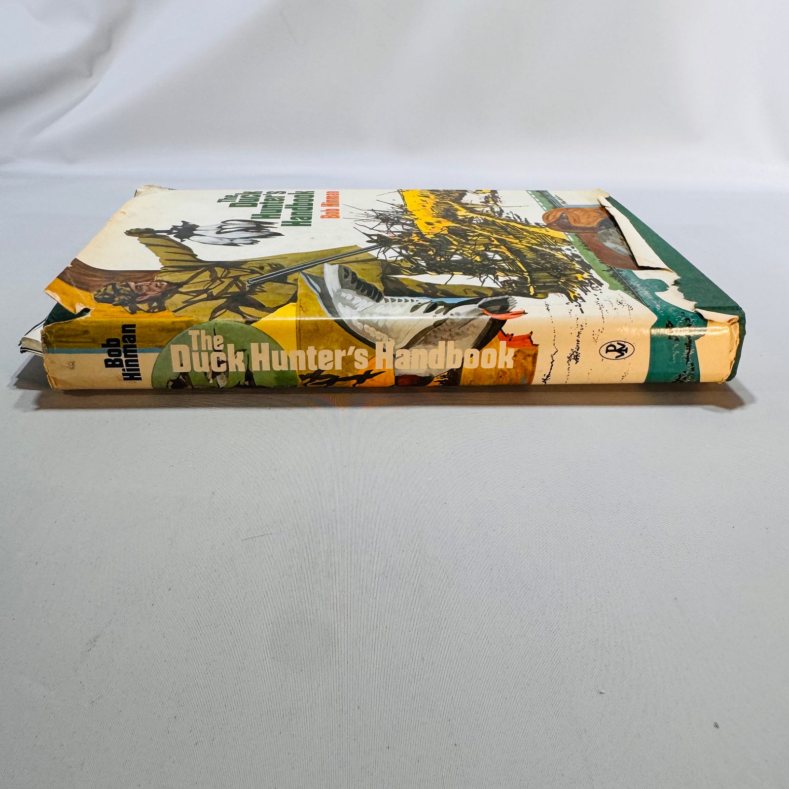 The Duck Hunter’s Handbook (1977, Third Printing) — Bob Hinman | Winchester Press, B/W Photos, Waterfowl Hunting Outdoor Sports