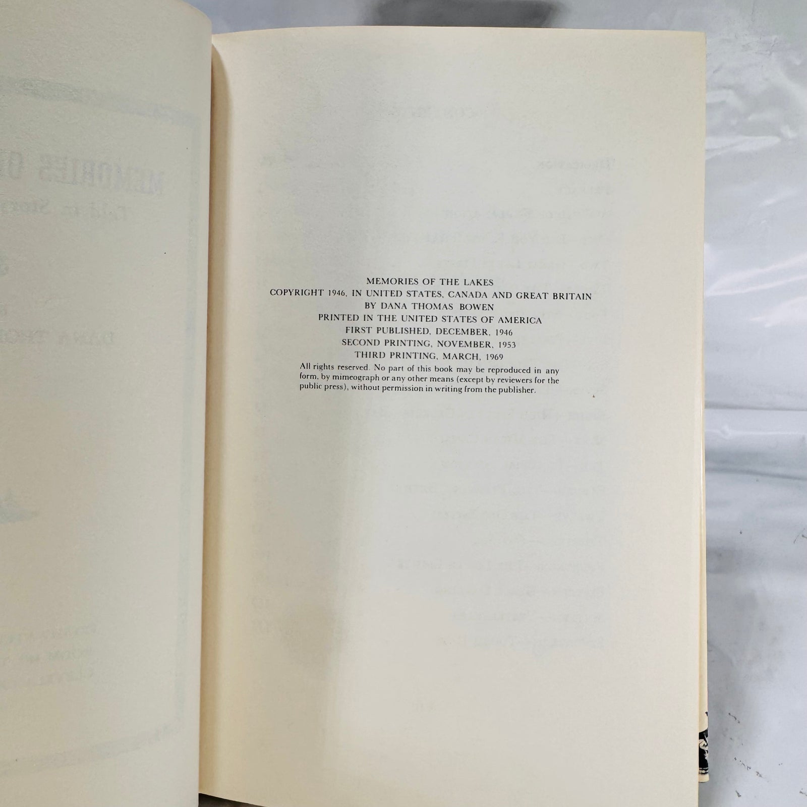 Memories of the Lakes by Dana Thomas Bowen (1969), Freshwater Press, Hardcover with Dust Jacket