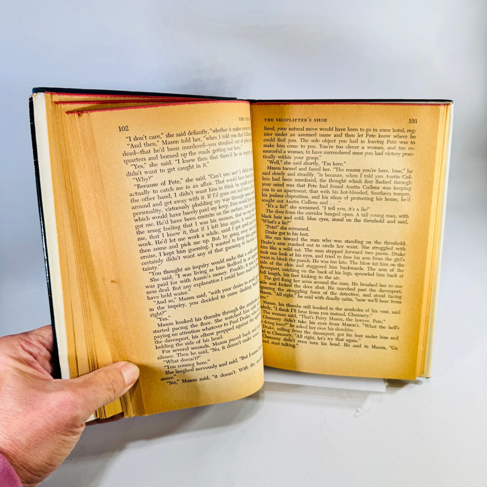 The Case of the Shoplifter's Shoe by Erle Stanley Gardner 1945 Tower Books Second Printing Hardcover with Dust Jacket