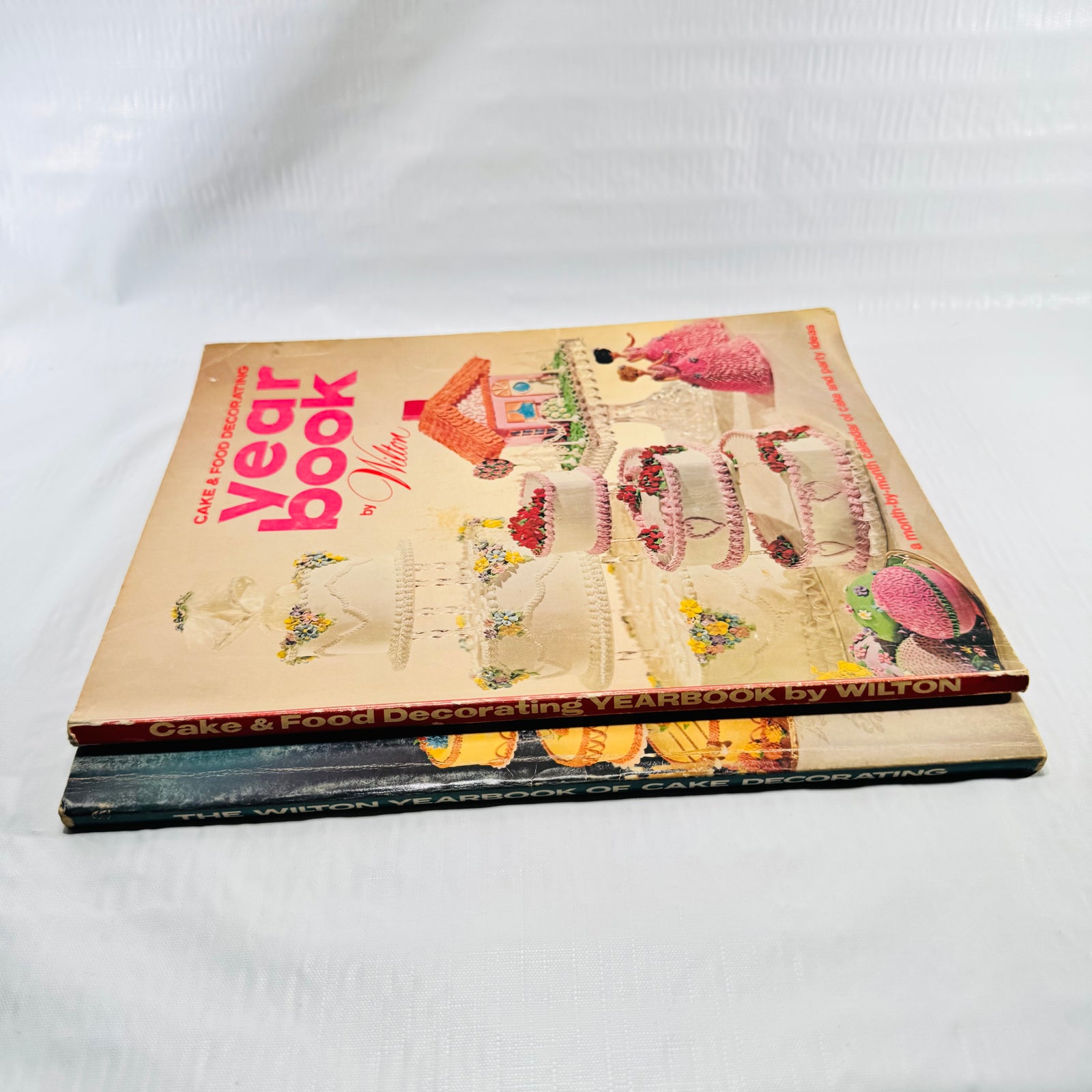Wilton Cake Decorating Yearbooks 1972 and 1974 Lot of 2
