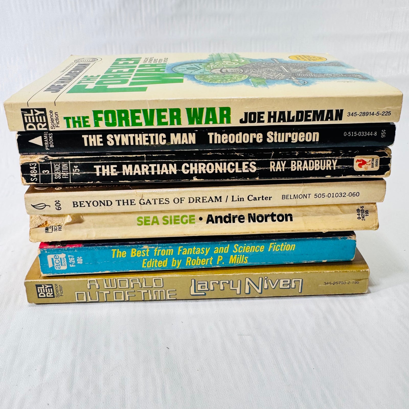 The Forever War and The Martian Chronicles 7 Book Sci Fi Paperback Bundle