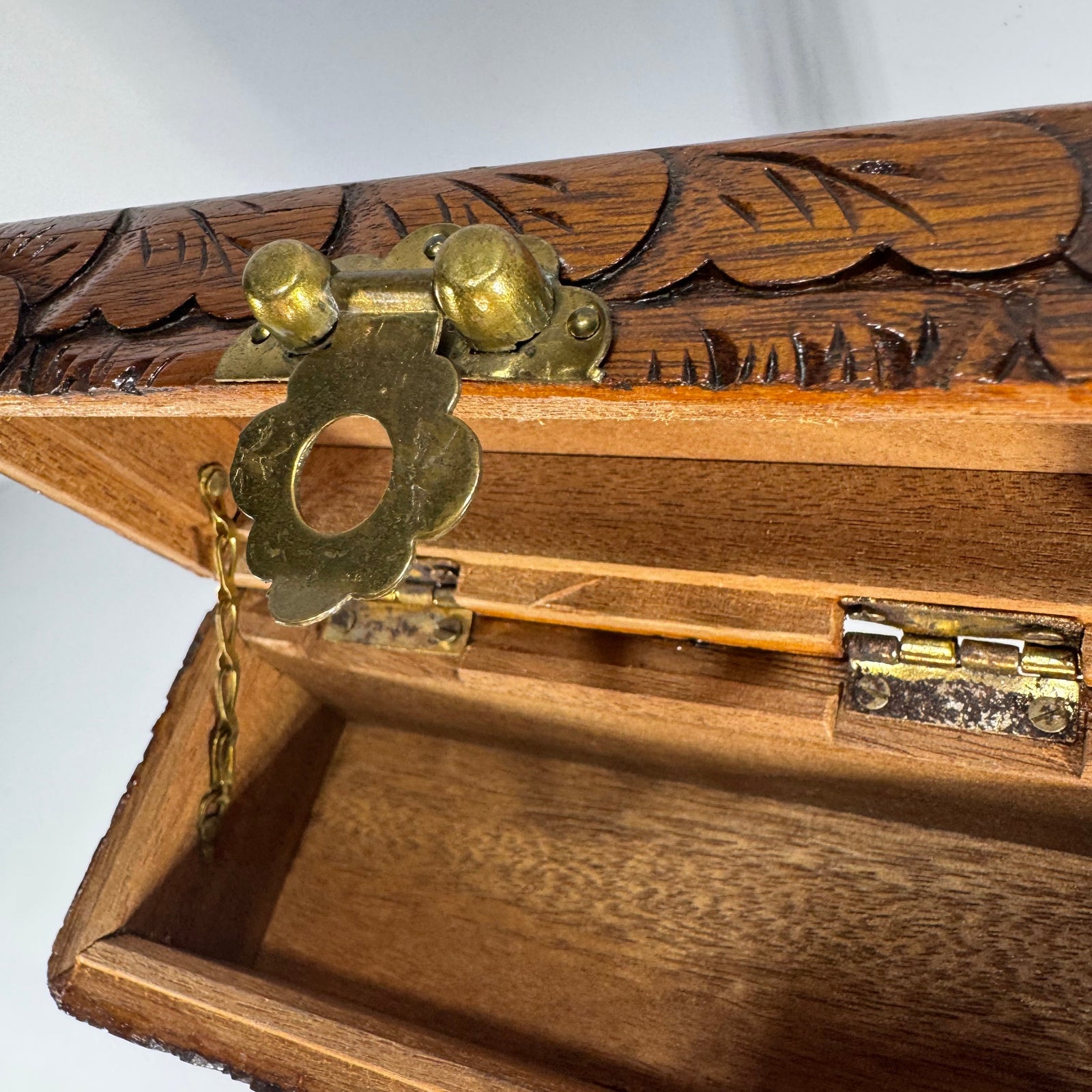 Vintage Hand Carved Wooden Trinket Box | camphor wood style floral jewelry chest