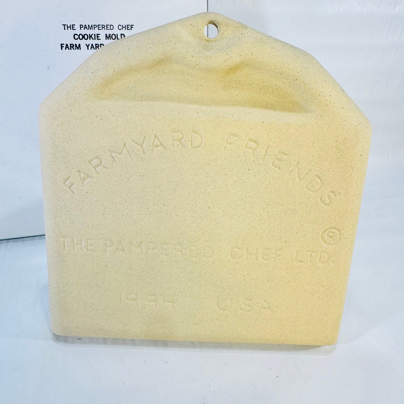 Pampered Chef Farm Yard Friends 1994 Stoneware Cookie Mold with Box