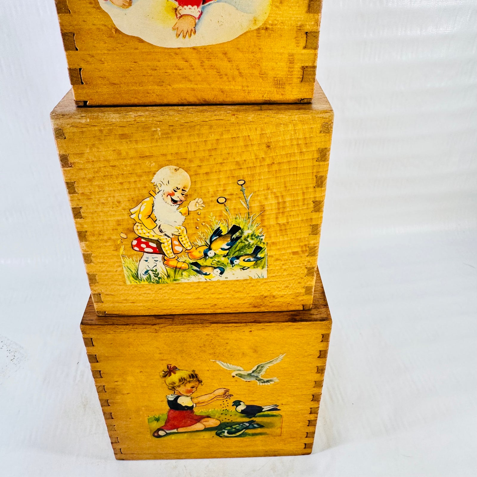 Vintage Wooden Nesting Boxes 5 Piece Illustrated Children's Stacking Toy