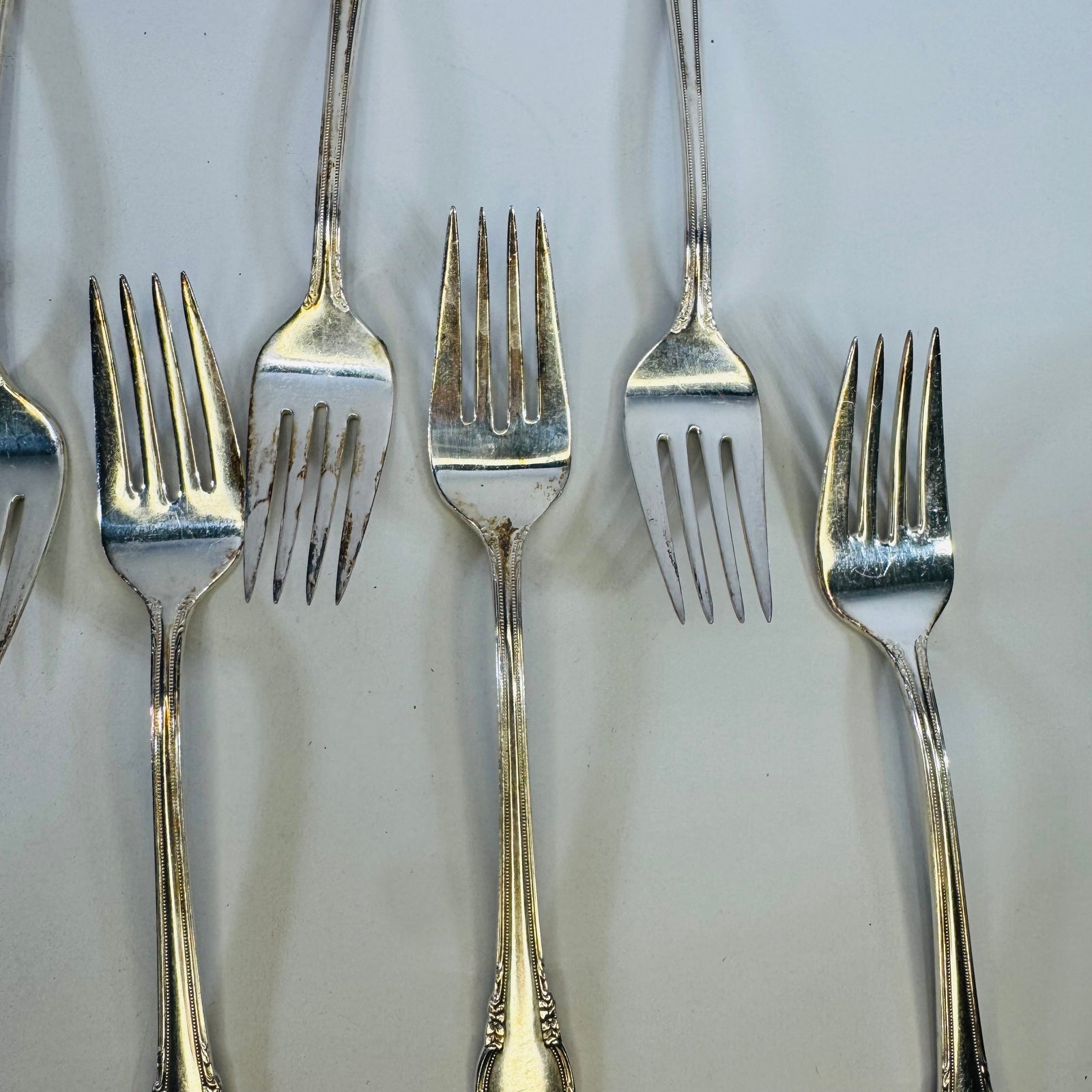 1847 Rogers Bros Remembrance Luncheon Forks | Set of 8 Silverplate Flatware
