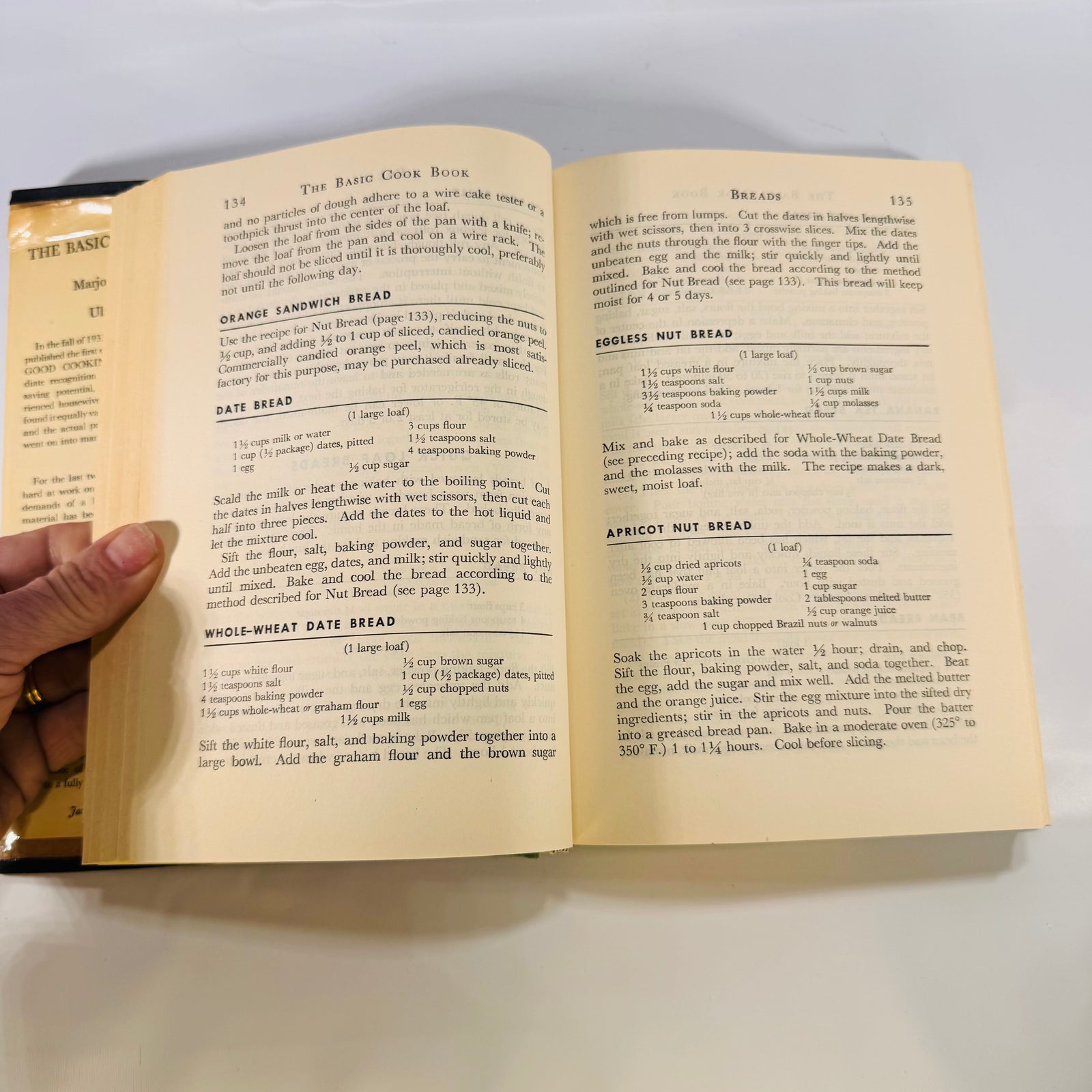 The Basic Cook Book by Marjorie Hesseltine & Ula M. Dow (1947), Houghton Mifflin Company