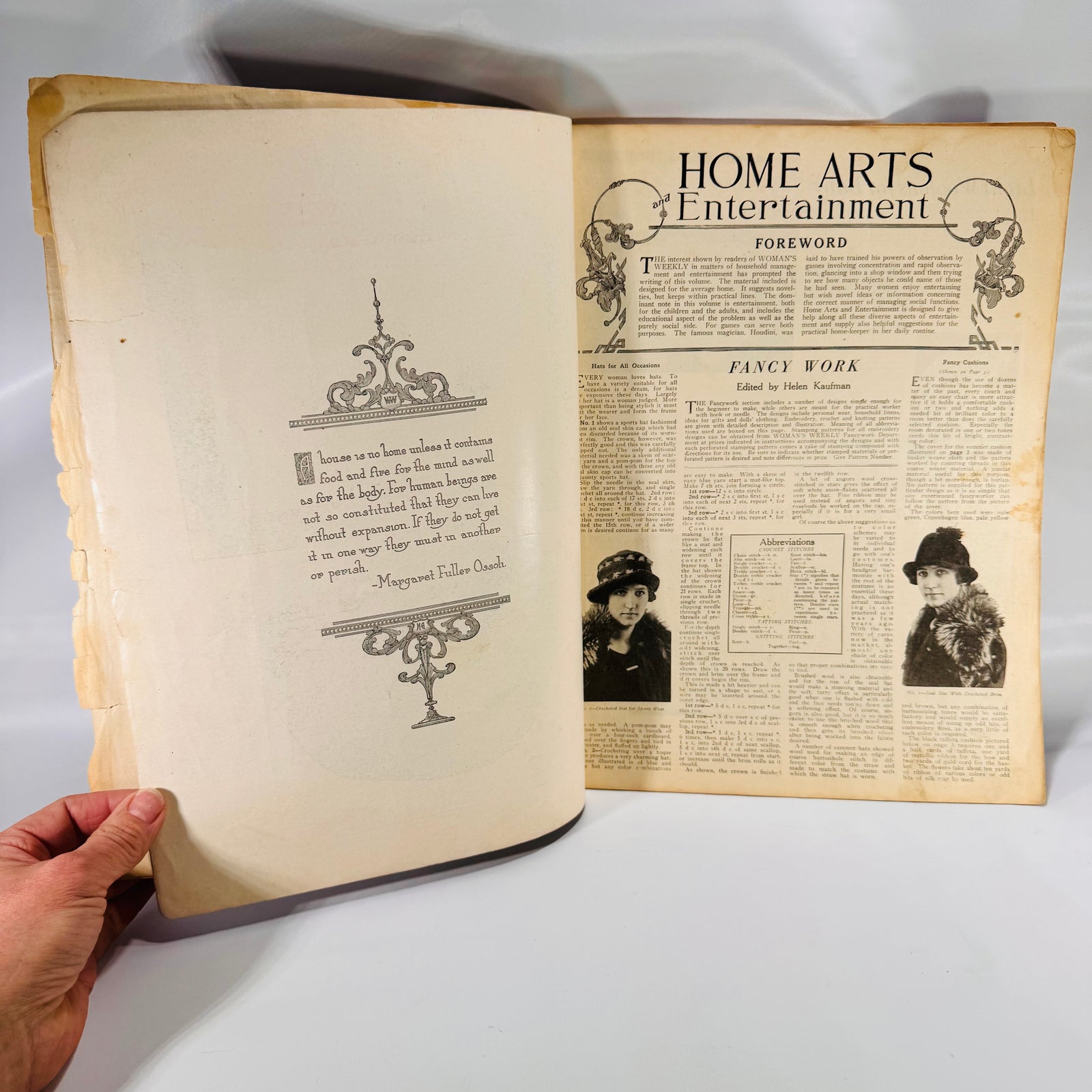 Home Arts and Entertainment: A Supplement to Woman's Weekly (1922) – Oversized Softcover