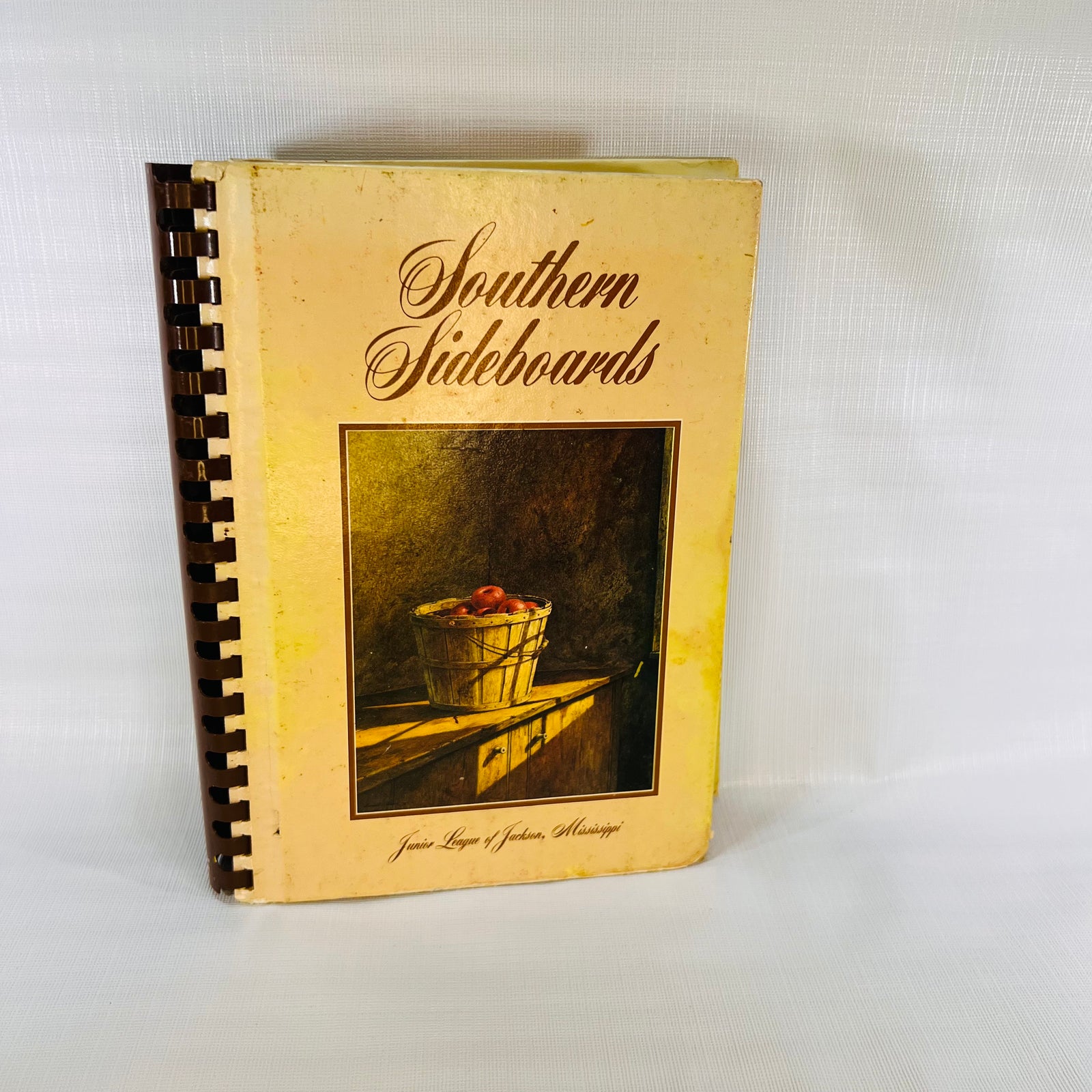 Southern Sideboards compiled by Junior League of Jackson Mississippi 1980 Hederman Brothers Printing Co.