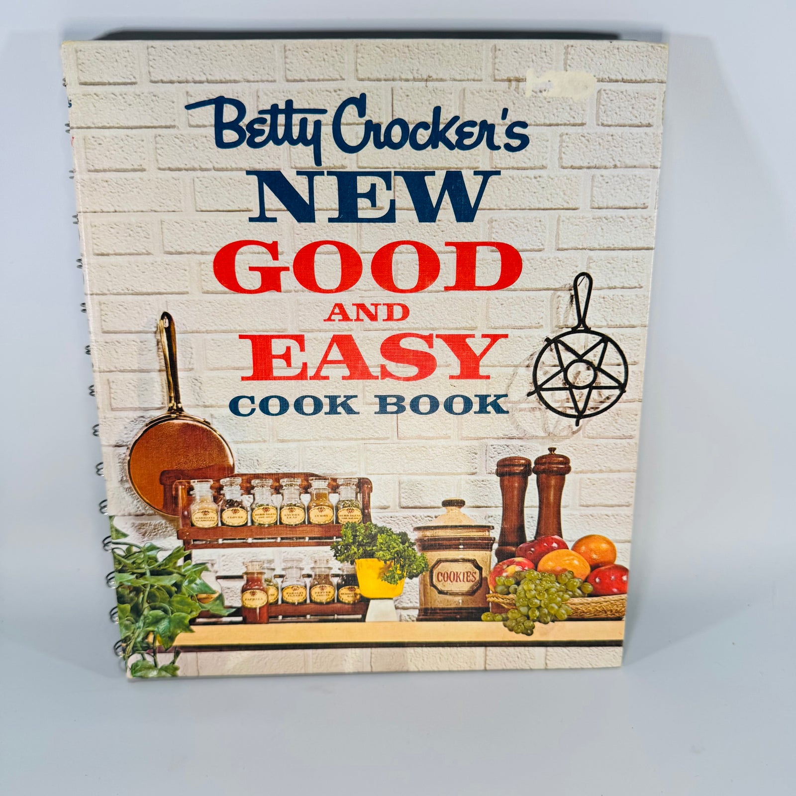 Betty Crocker’s New Good and Easy Cook Book (1962) – Betty Crocker | Vintage Cookbook
