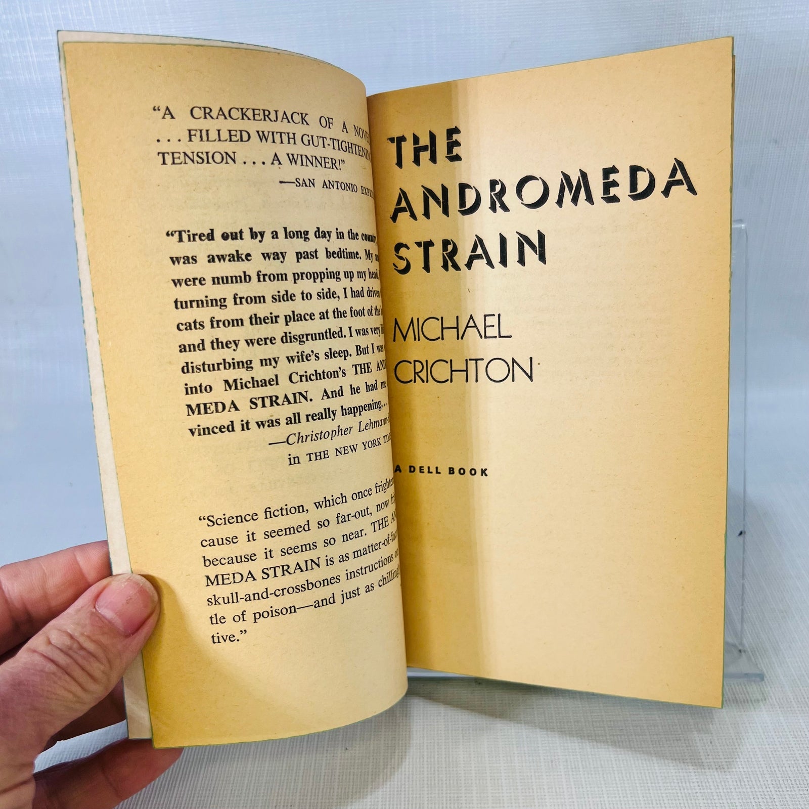 The Andromeda Strain a novel by Michael Crichton 1970 A Dell Book Paperback