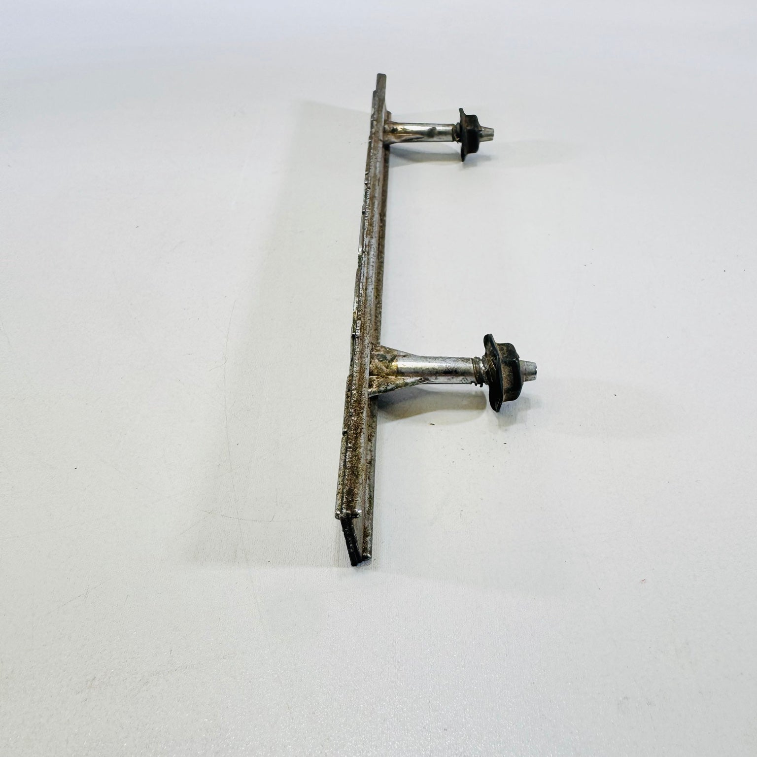 GM Chevrolet 3997233 Grille Emblem 1972 Impala Caprice Original OEM