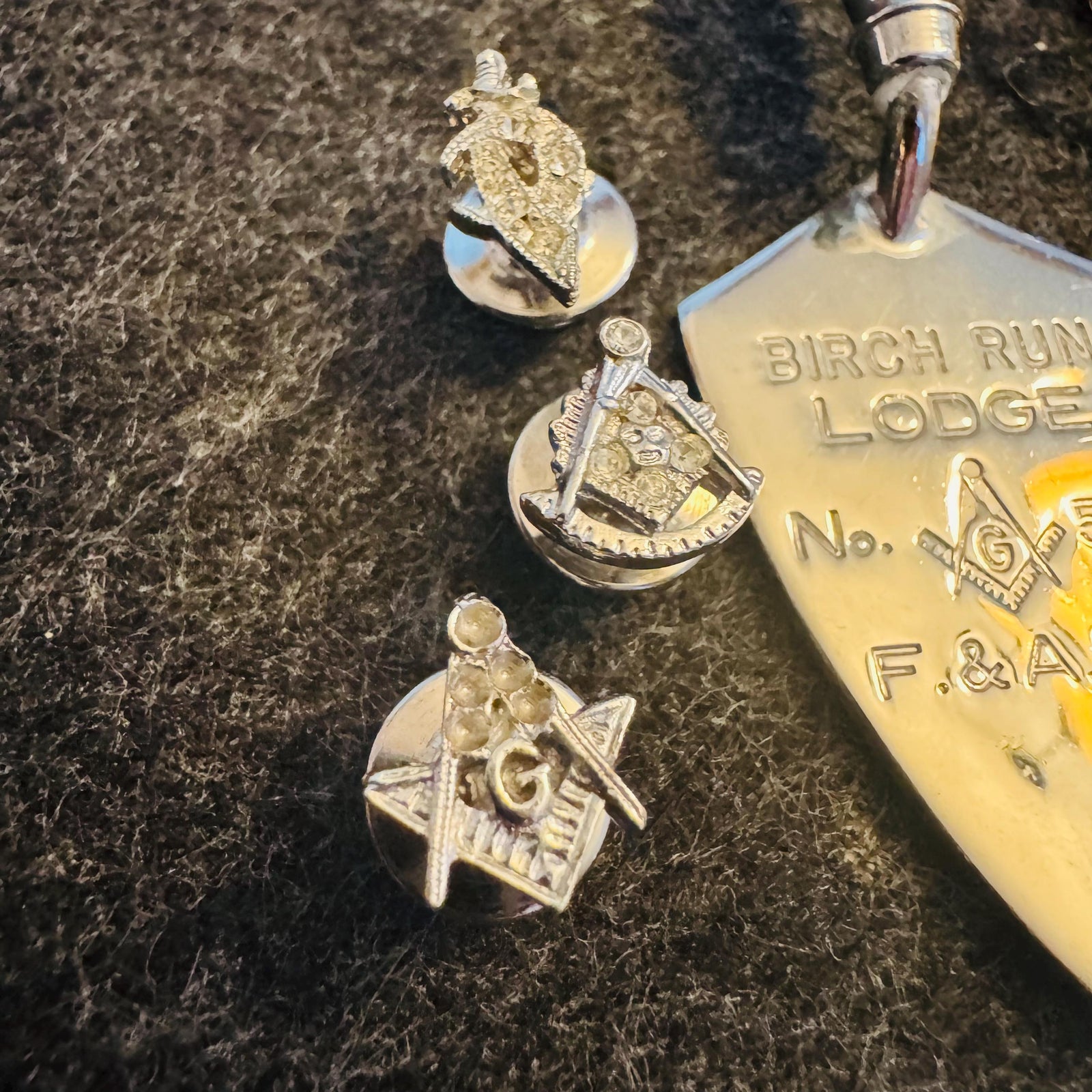 Vintage Masonic Freemason Accessories Lot–Birch Run Lodge No. 514 F AM Mini Trowel 3” Swank Trowel Tie Clip (1.5”) Tie Tack & Lapel Pins