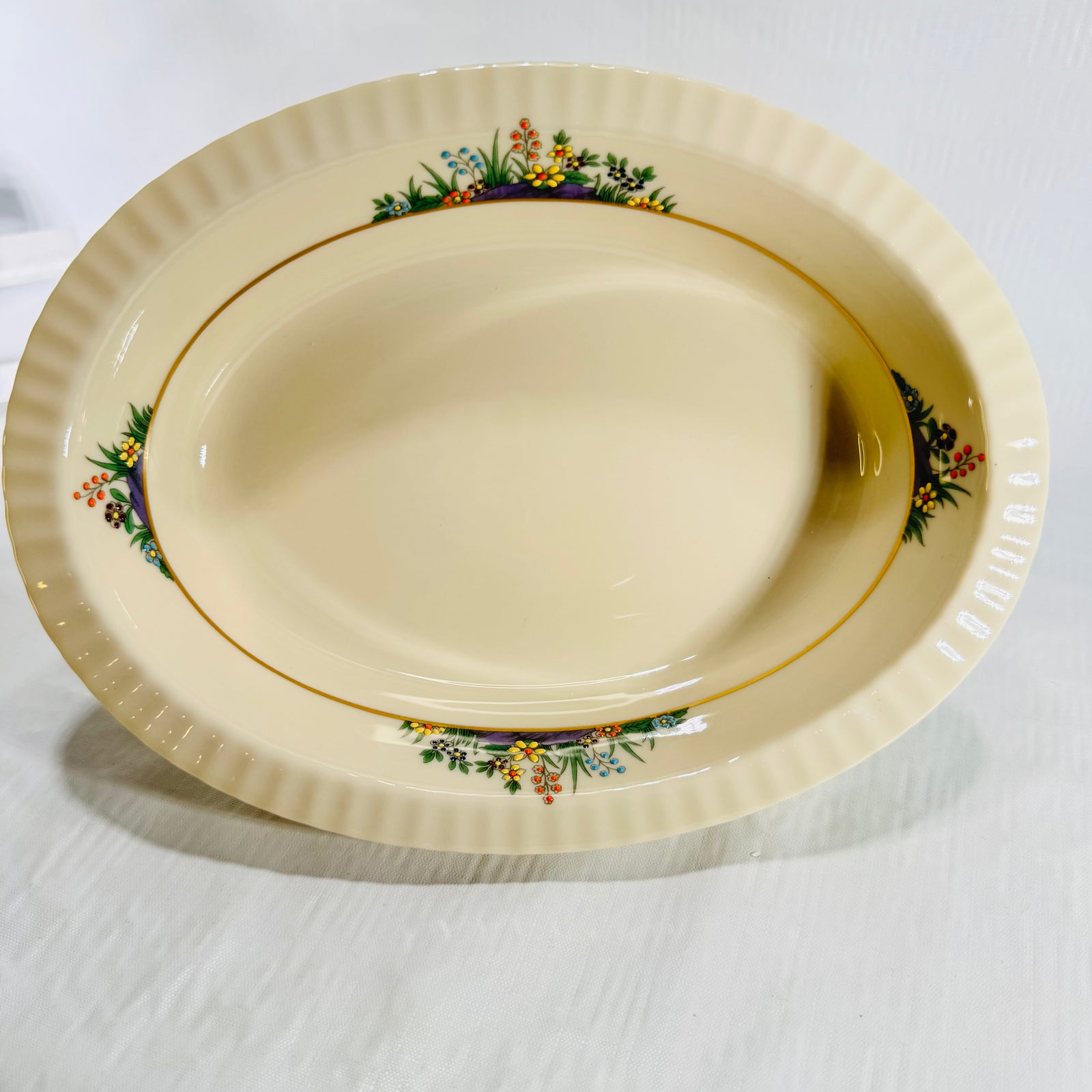 Lenox Rutledge oval open vegetable bowl, 10 by 7 1/2 inches, ivory china with gold trim
