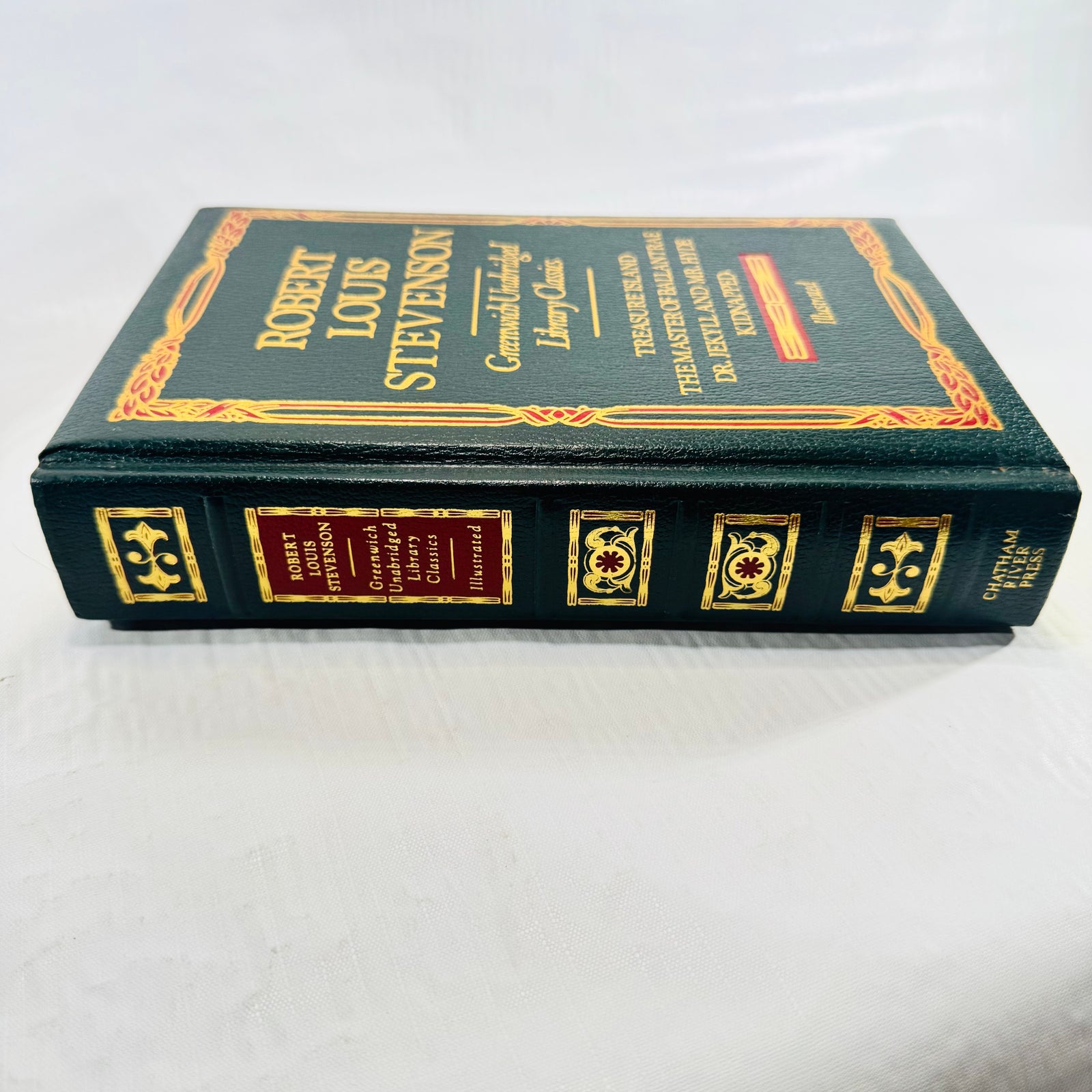 Robert Louis Stevenson Greenwich Unabridged Classics 1983 decorated spine