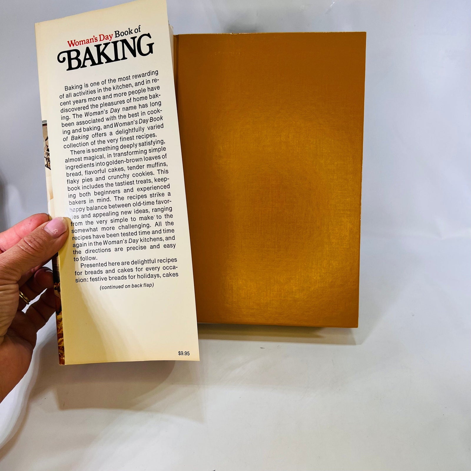 Woman's Day Book of Baking edited by Diane Harris 1977 Simon & Schuster Vintage Book