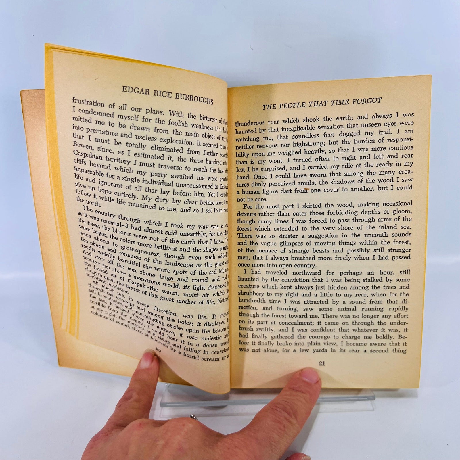 The People that Time Forgot by Edgar Rice Burroughs Ace Books Inc.F-220