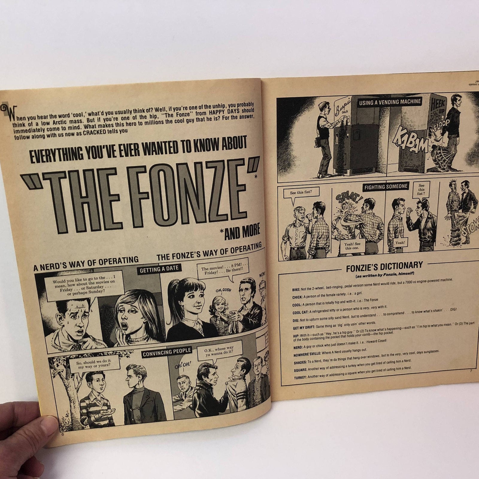 Cracked Mazagine August 1976 No. 134 The Fonze Takes Over This Issue Giant Poster of "The Fonze" Himself