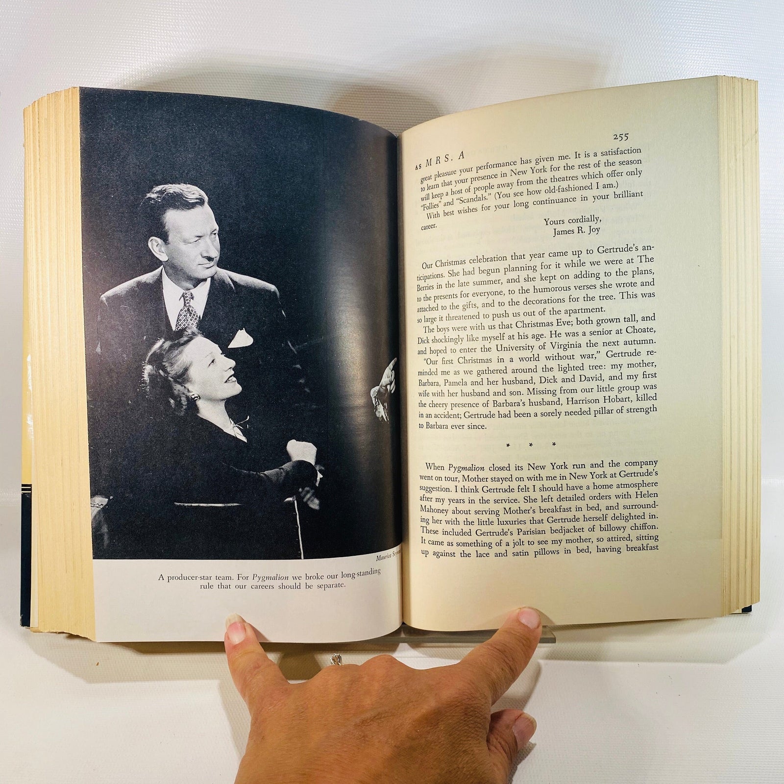 Photo plate of Gertrude Lawrence and Richard Aldrich, Mrs. A biography 1954