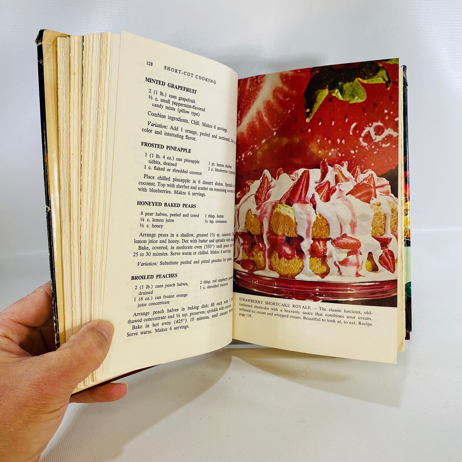 Busy Woman's Cookbook by the Food Editors of Farm Journal 1971 Vintage Cookbook
