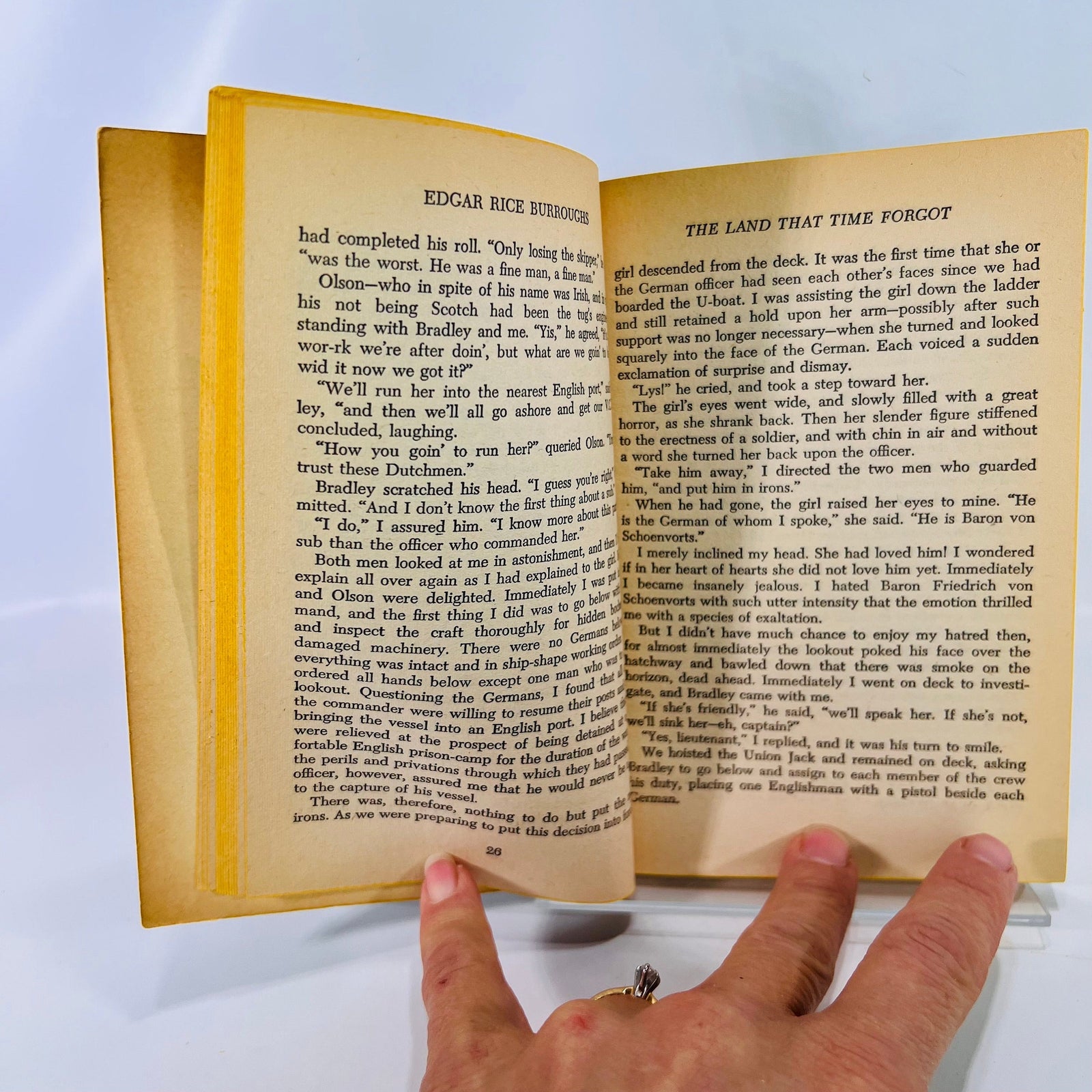 The Land that Time Forgot by Edgar Rice Burroughs F-213 Ace Books Inc.