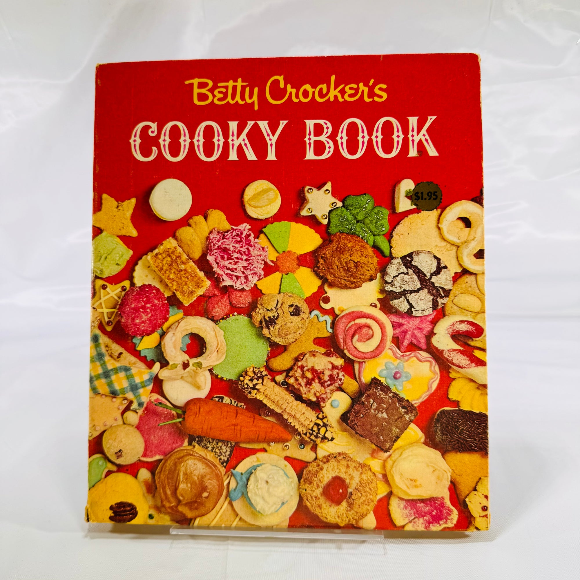 Betty Crocker's Cooky Book illustrations by Eric Mulvany 1963 General Mills Inc