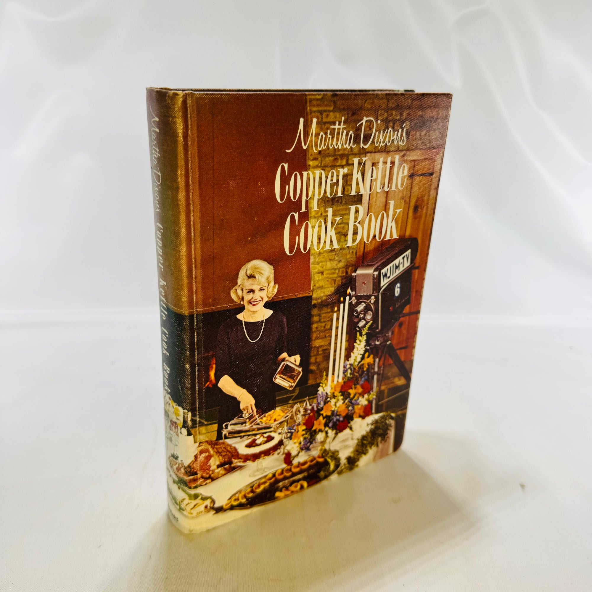 Signed Martha Dixon's Cooper Kettle Cook Book 1963 Wm B Eerdmans Publishing Co