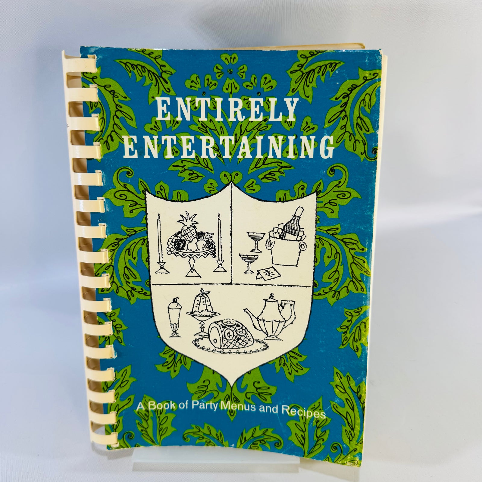Entirely Entertaining Junior League Cookbook 1979 Party Menus Recipes Comb Bound