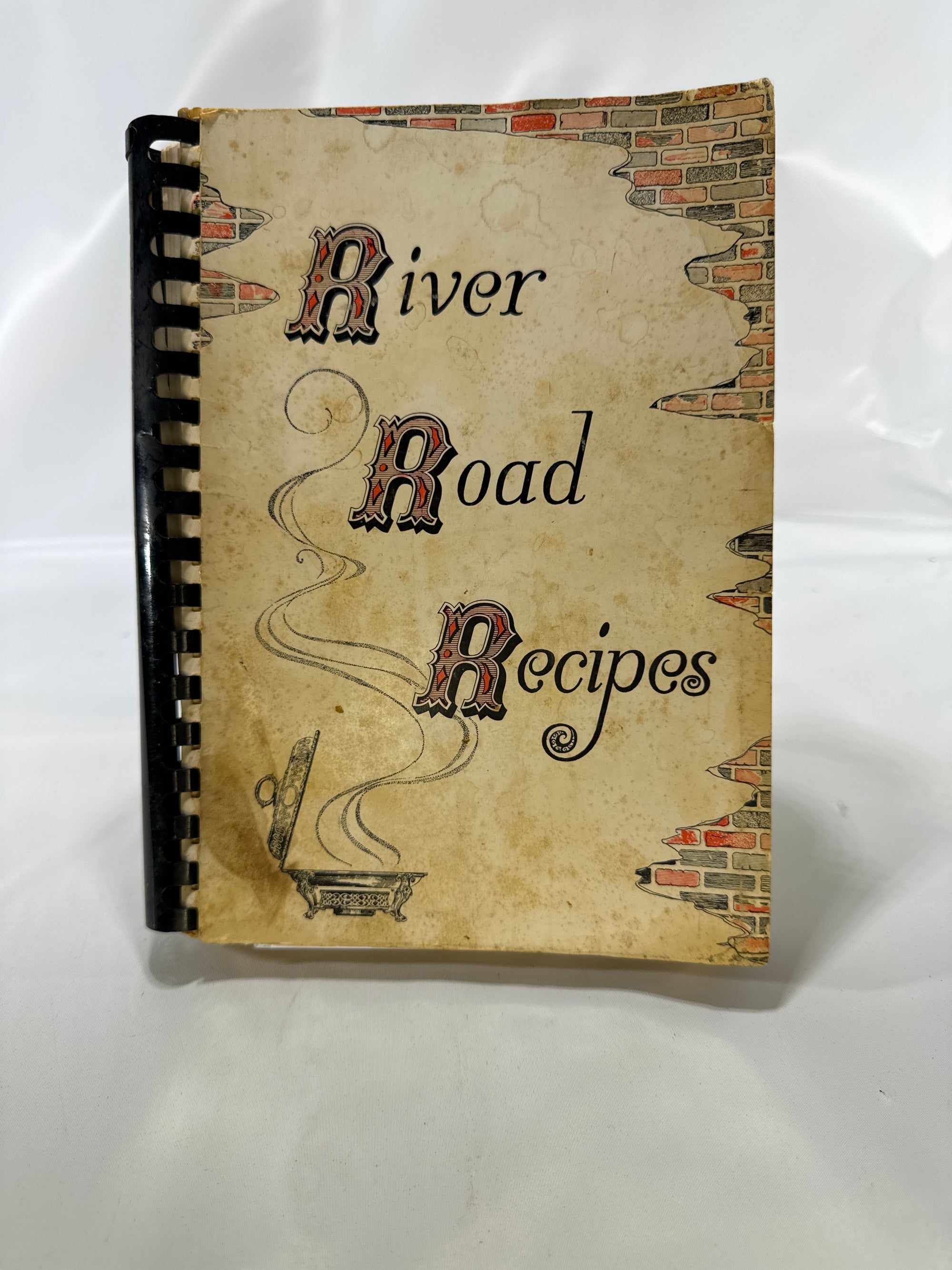River Road Recipes Published by the Junior League of Baton Rouge Inc 1965 Vintage Book