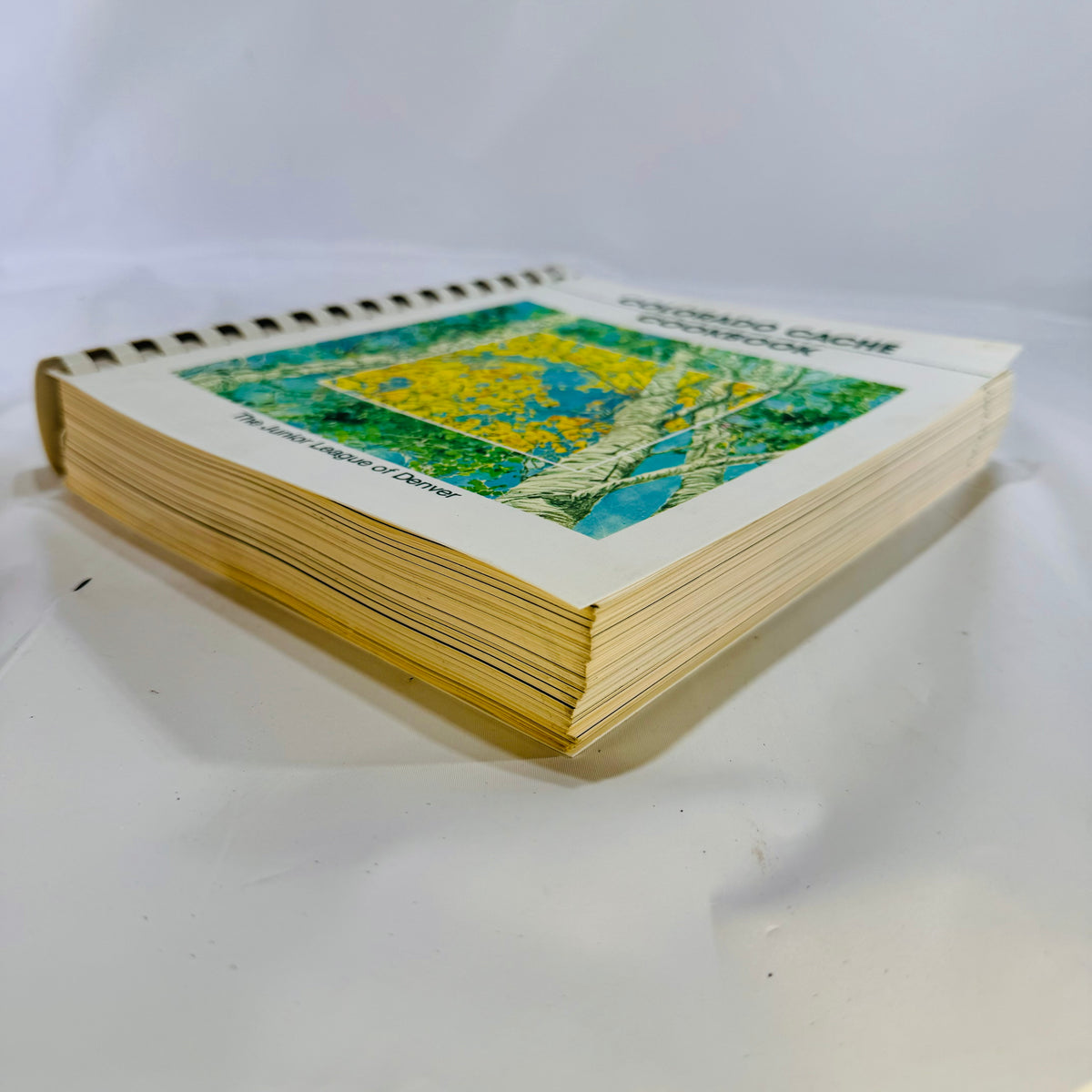 Colorado Cache Cookbook by the Junior League of Denver 1988 Plastic Comb Binding