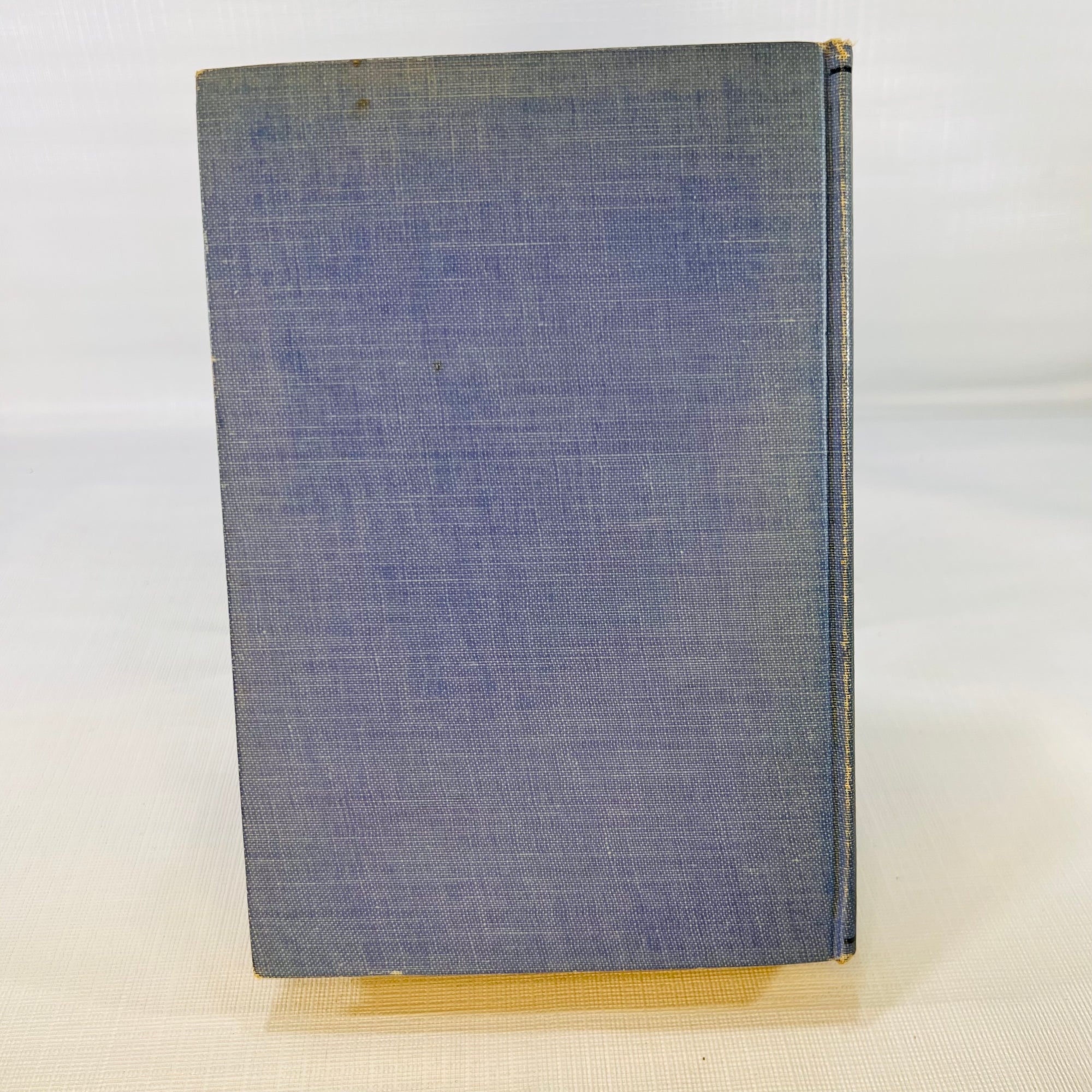 How to Be a Successful Hostess What Every Woman Should Know about Entertaining and Etiquette by Charlotte Clarke 1930 Kenmor Company