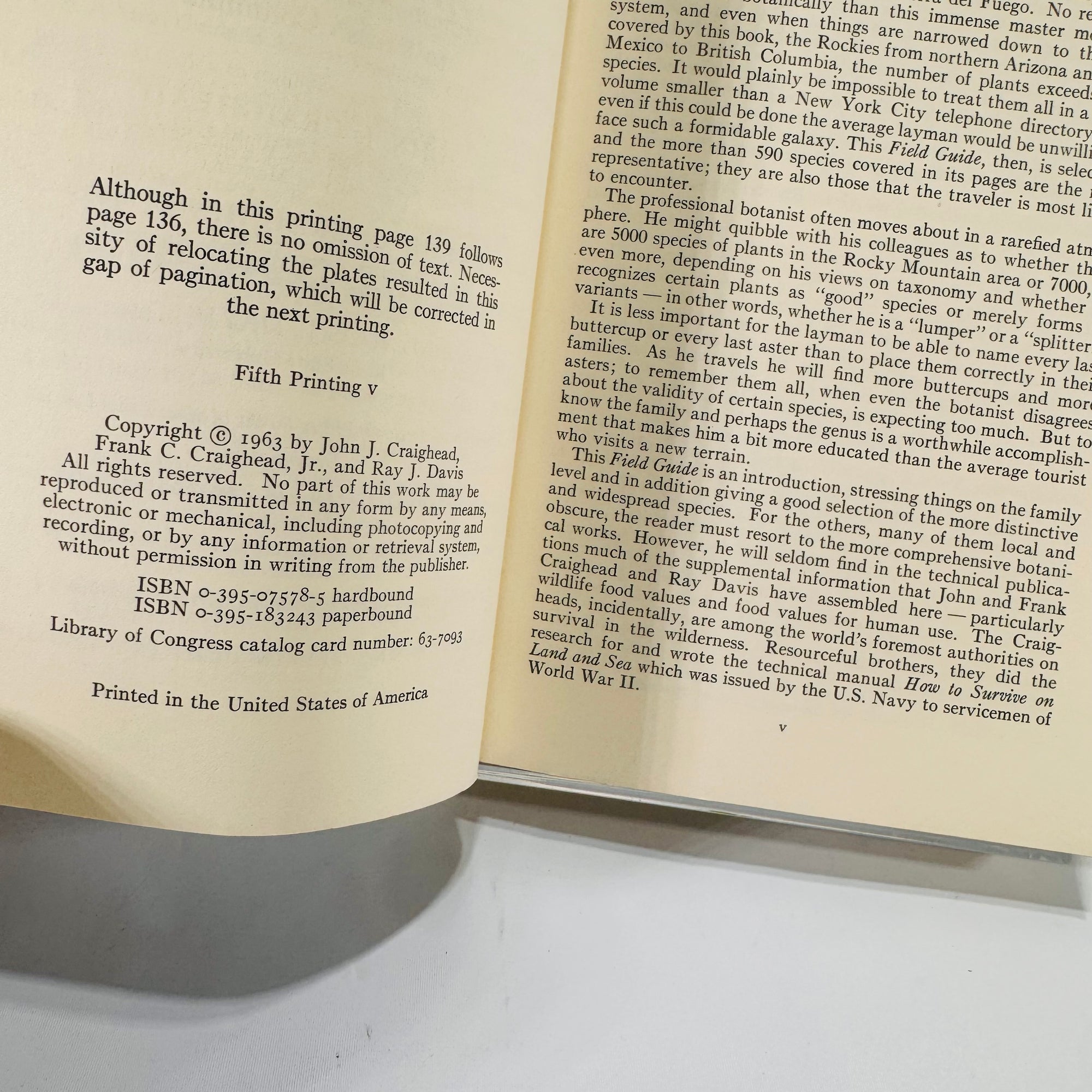 A Field Guide to Rocky Mountain Wildflowers by Craighead, Craighead & Davis (1974), Peterson Field Guides, Paperback