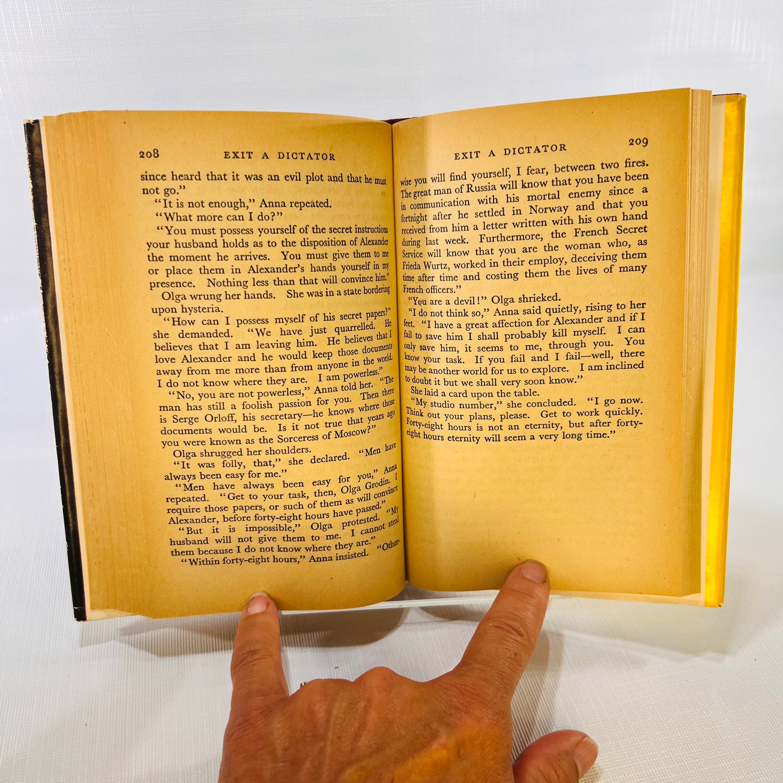 Exit a Dictator by E. Philips Oppenheim 1952 London Hodder and Stroughton