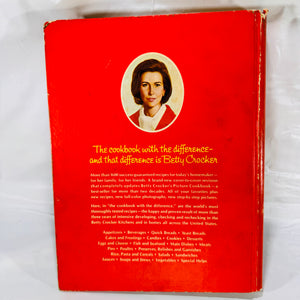 Betty Crocker's Cookbook Red Pie Cover 1972 Golden Press Hardcover